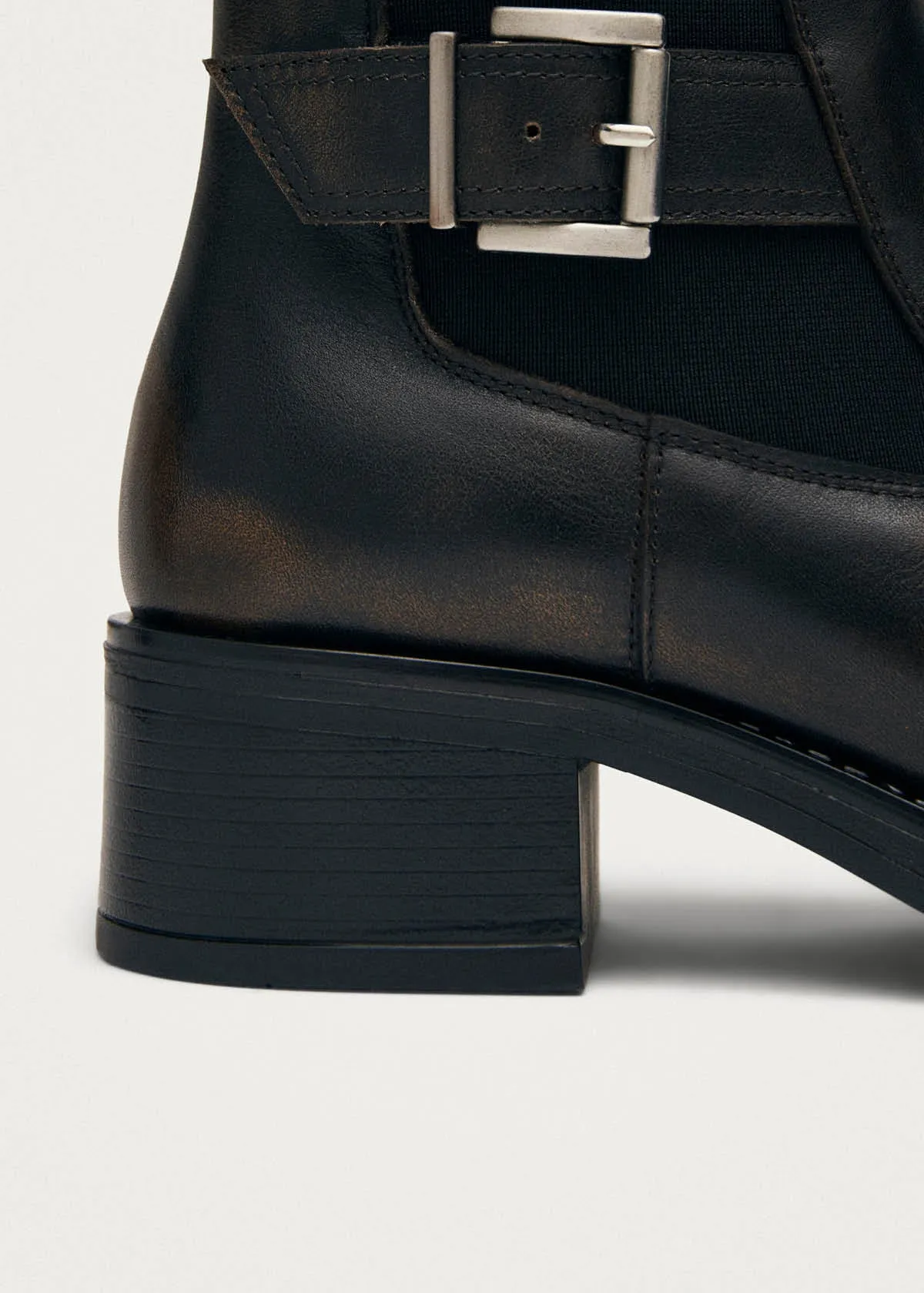 Terranova Brushed Brown Leather Ankle Boots sold by Alohas product image thumbnail 5