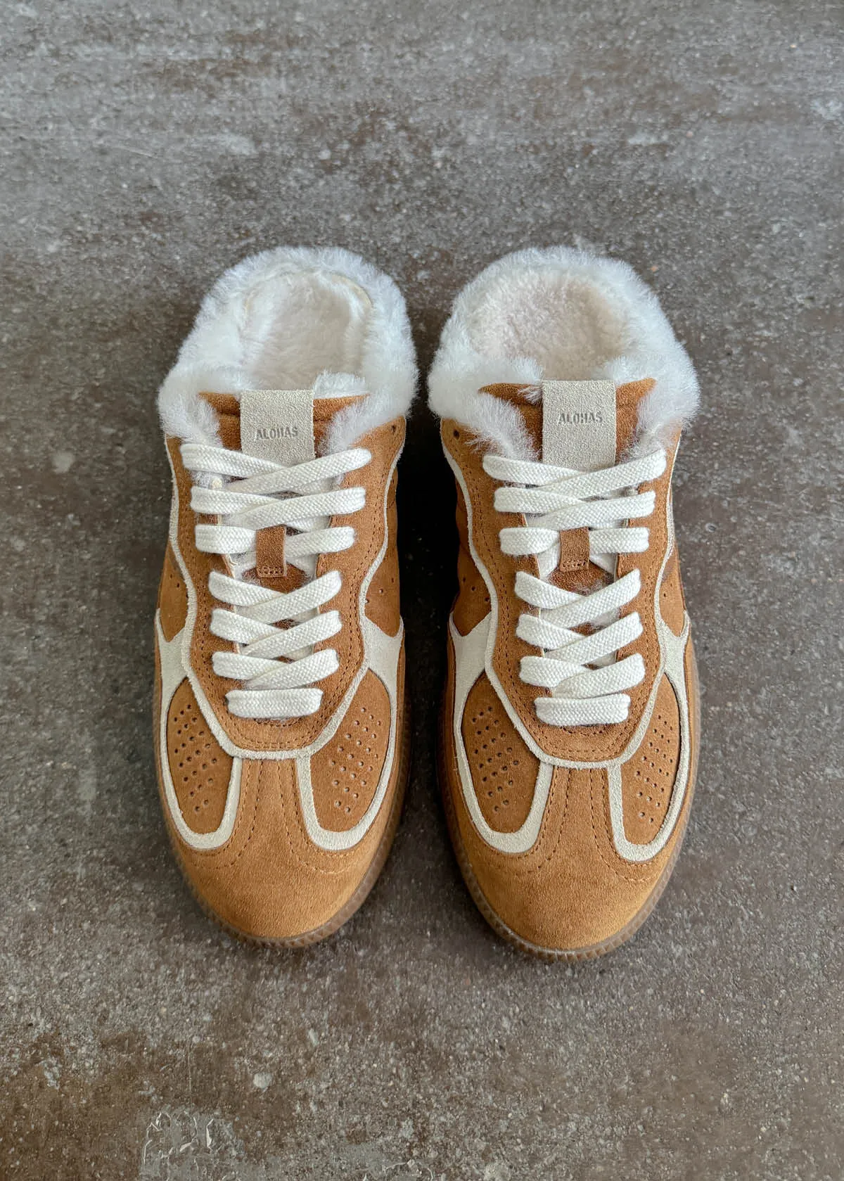 Tb.490 Mule Furry Tan Sneakers sold by Alohas product image thumbnail 2