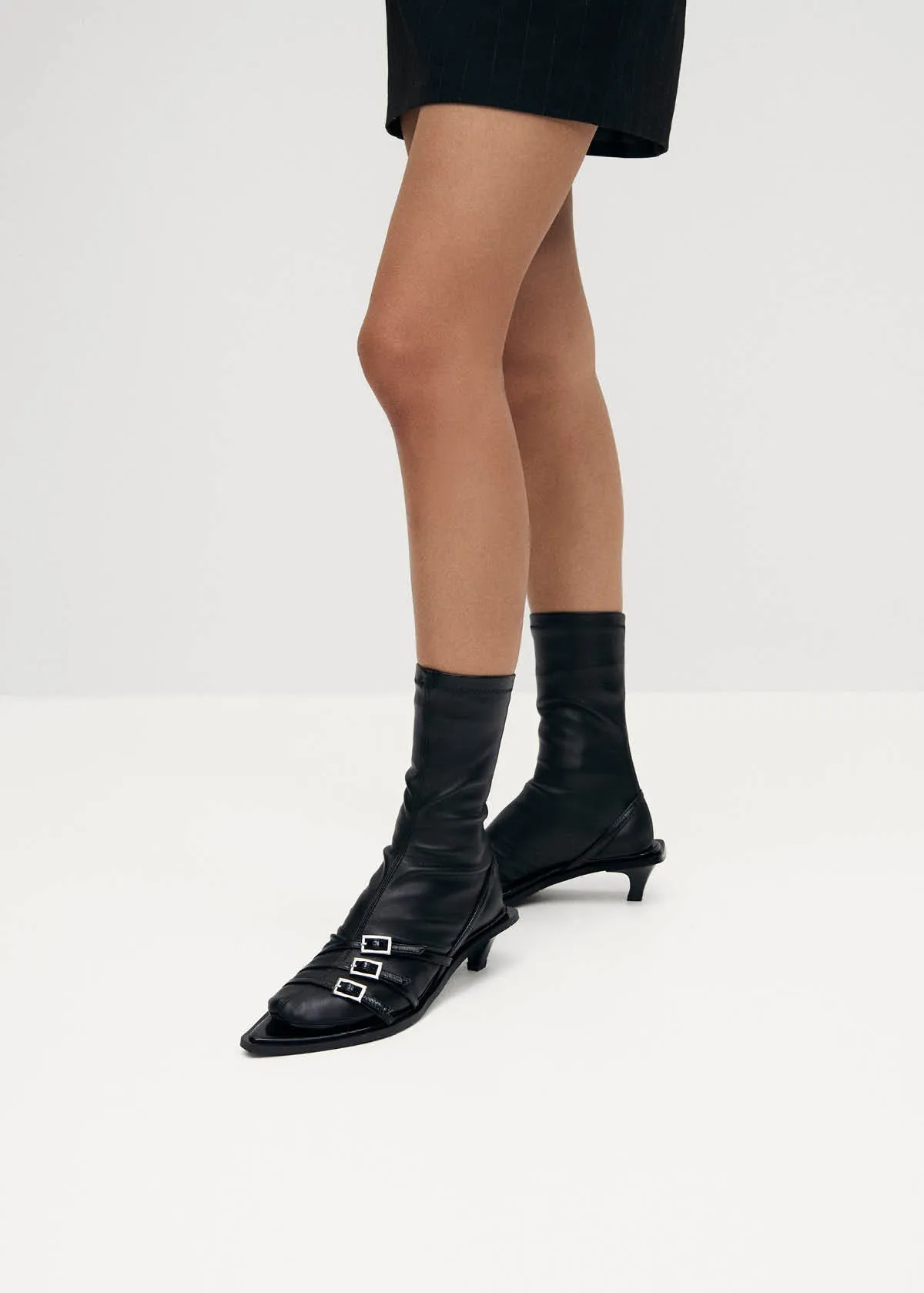 Anklette Short Black Leather sold by Alohas product image thumbnail 4