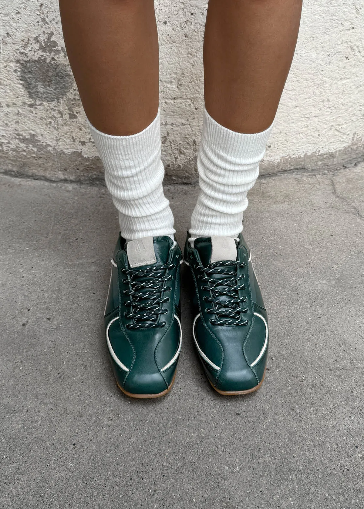Tb.970 Dark Green Leather Sneakers sold by Alohas product image thumbnail 2