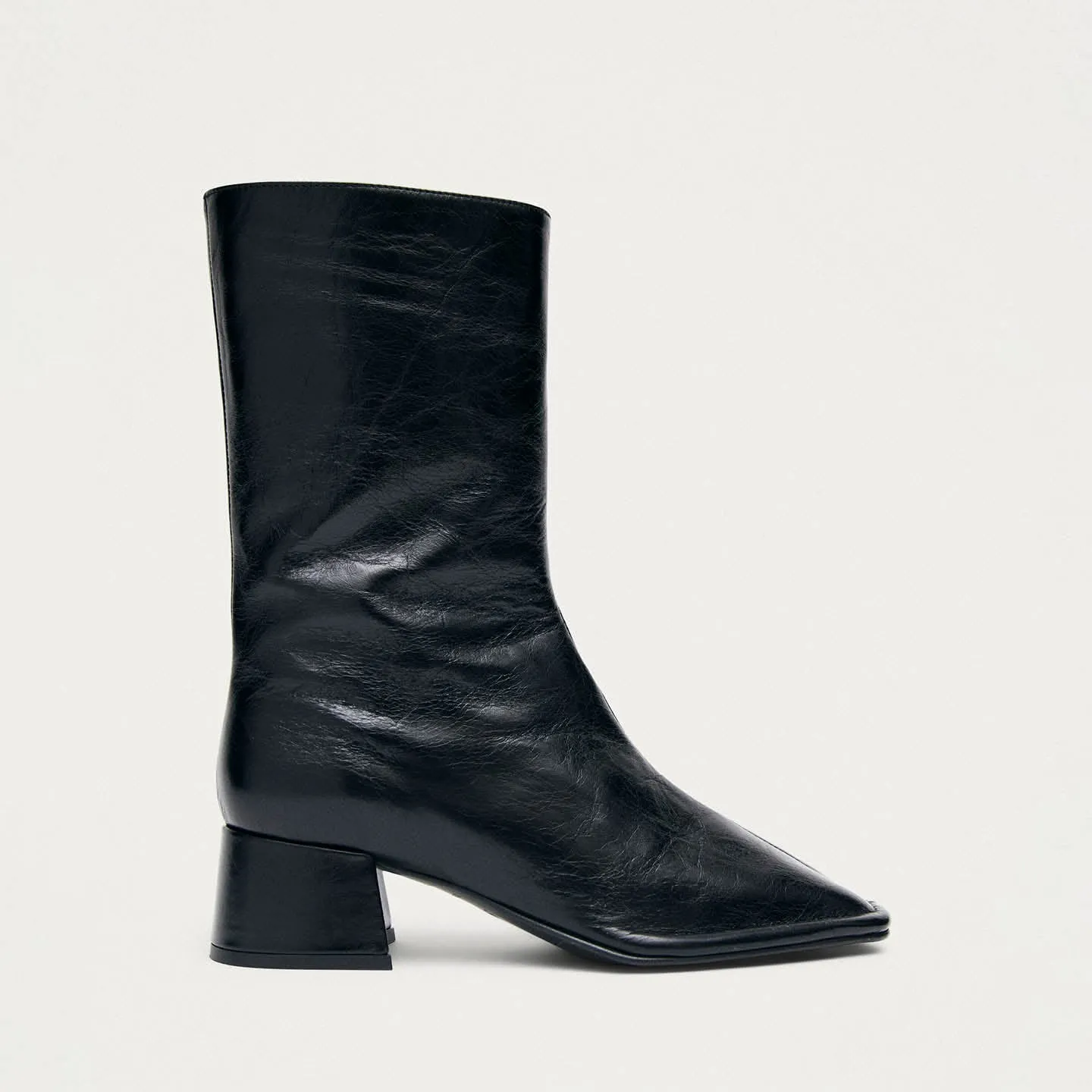 Berlin Rift Black Leather Ankle Boots sold by Alohas product image thumbnail 3