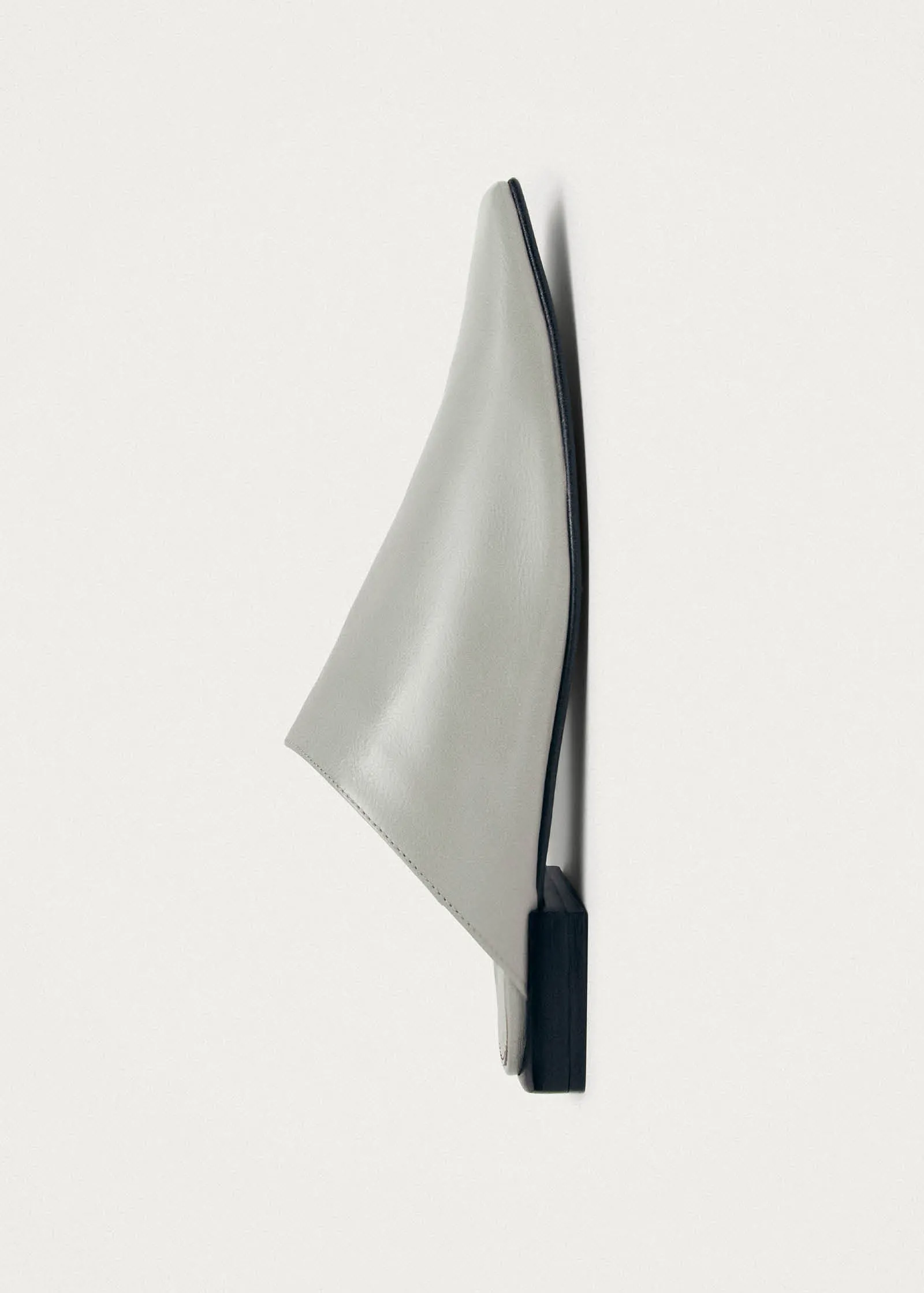 Noe Rift Grey Leather Mules sold by Alohas product image thumbnail 4