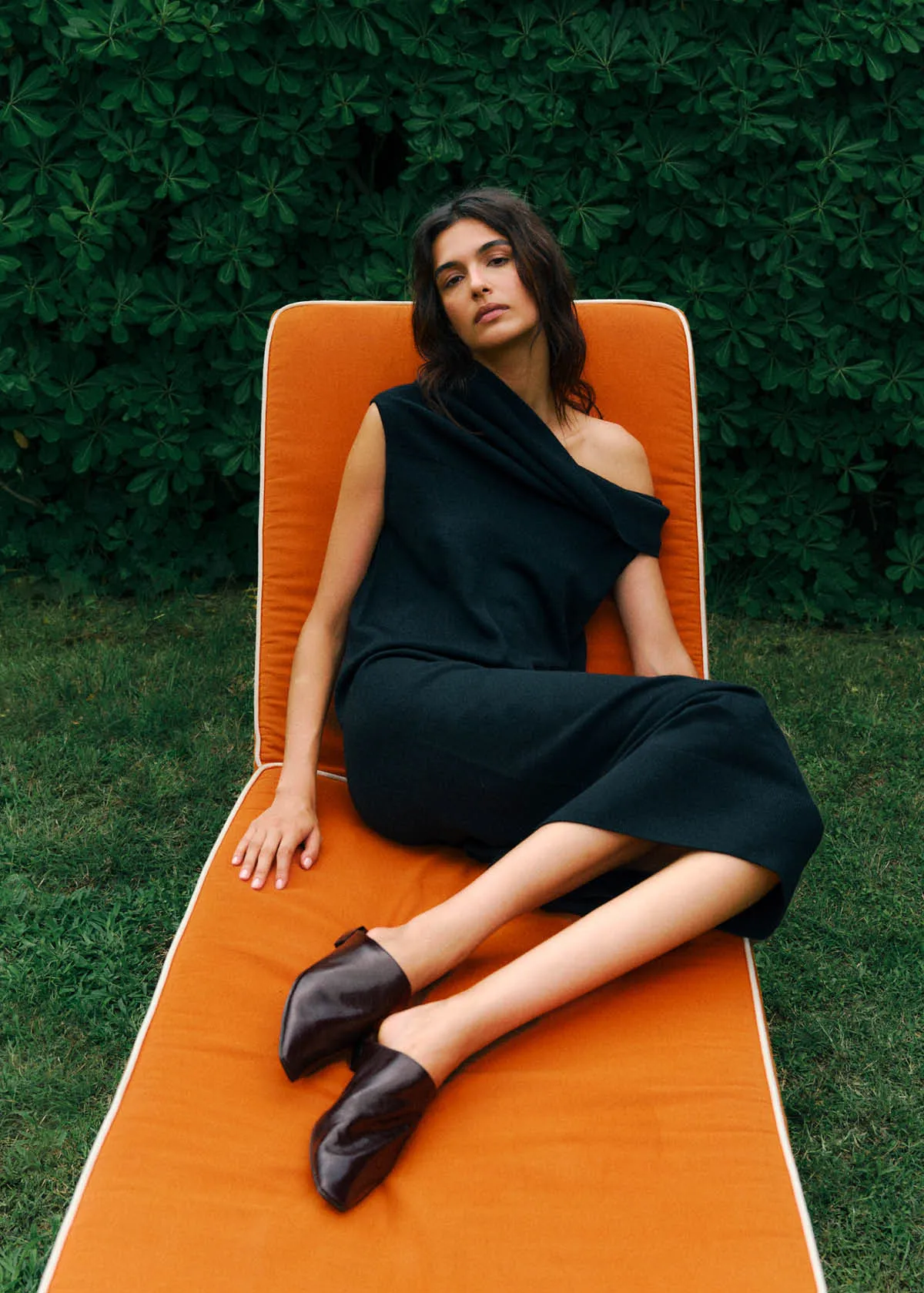 Noe Rift Dark Brown Leather Mules sold by Alohas product image thumbnail 2