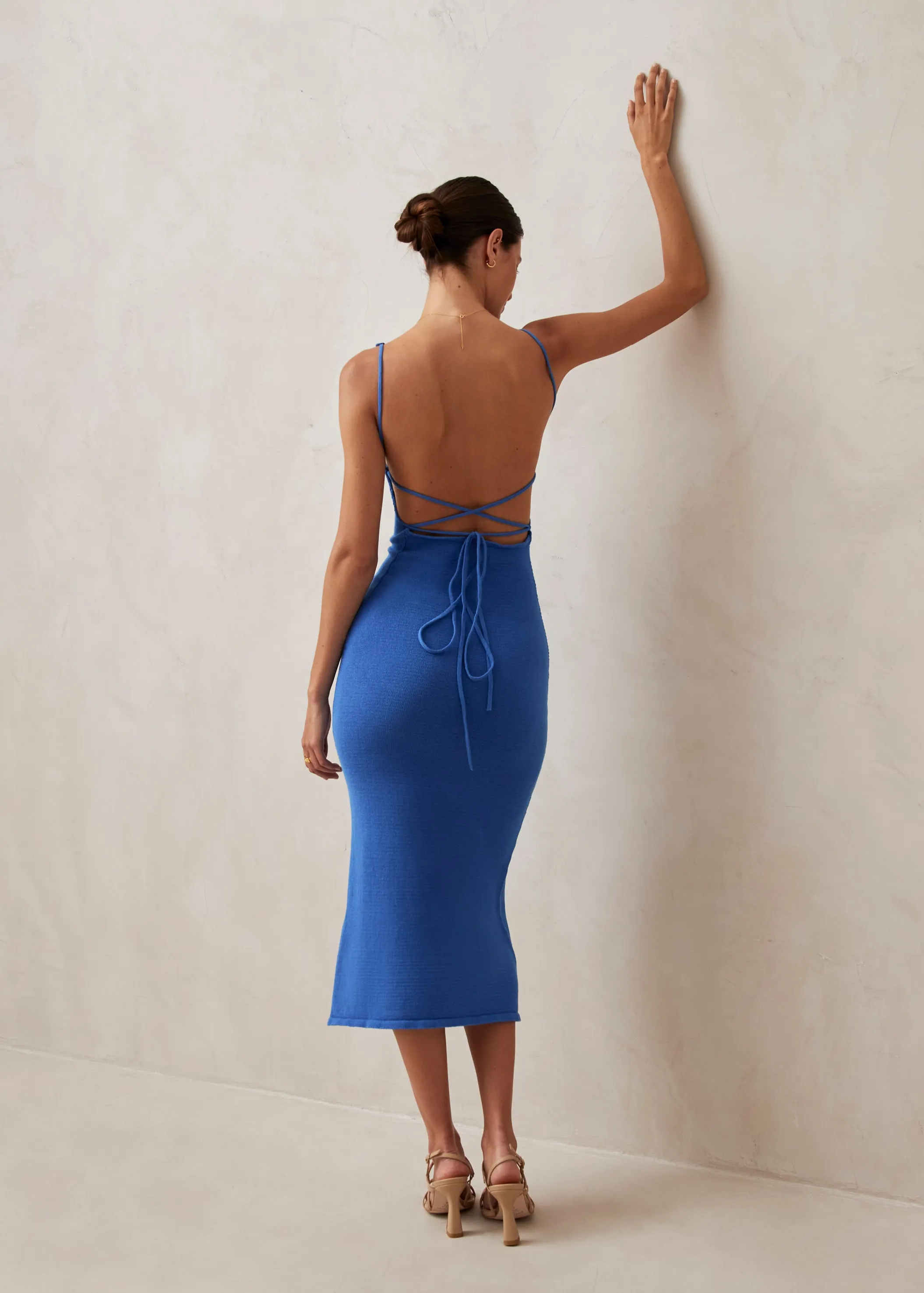 Delicate Blue Tricot Midi Dress sold by Alohas product image thumbnail 4
