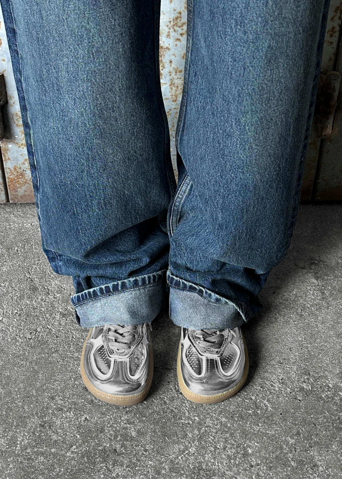 Tb.00 Barefoot Rife Shimmer Silver Cream Leather Sneakers sold by Alohas product image thumbnail 2