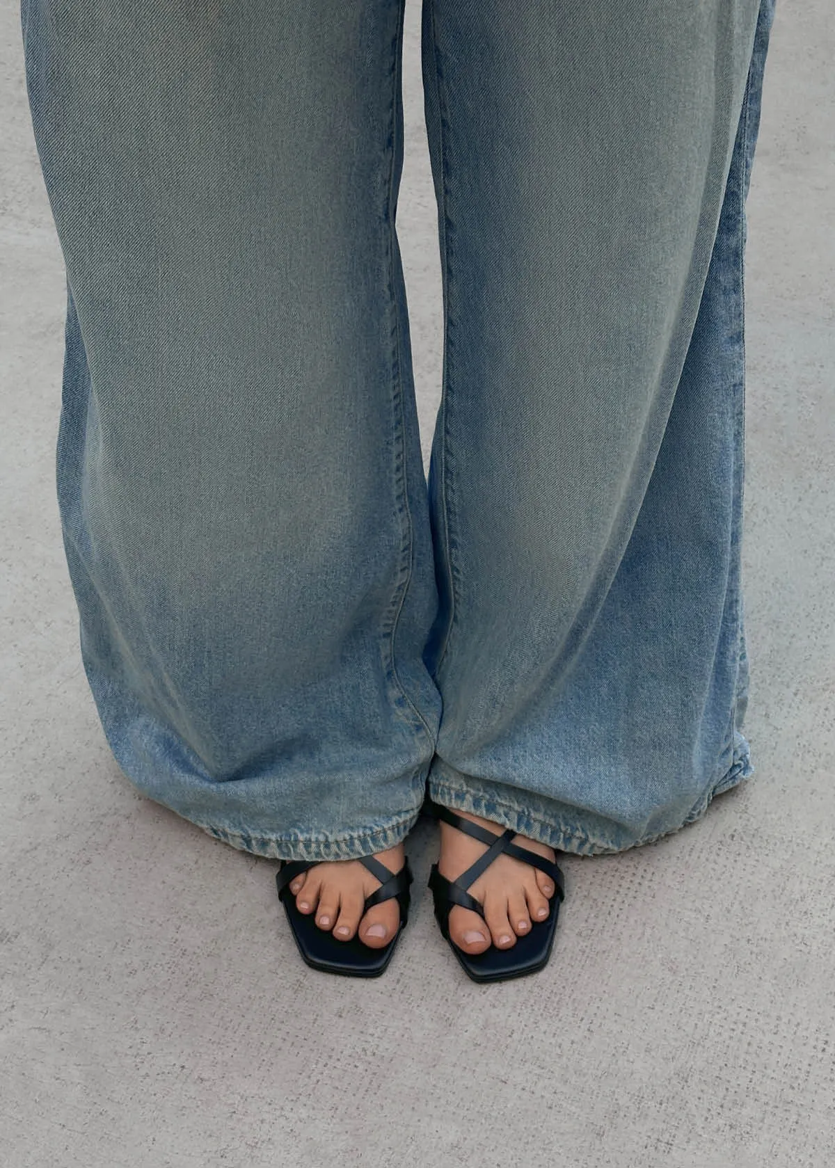 Solara Black Leather Sandals sold by Alohas product image thumbnail 2