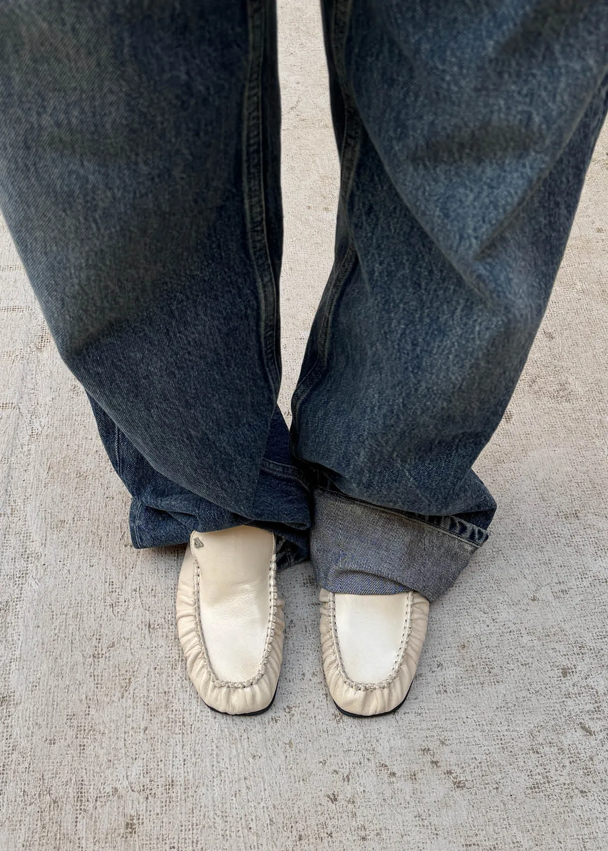 Gabe Rift Cream Leather Loafers sold by Alohas product image thumbnail 2