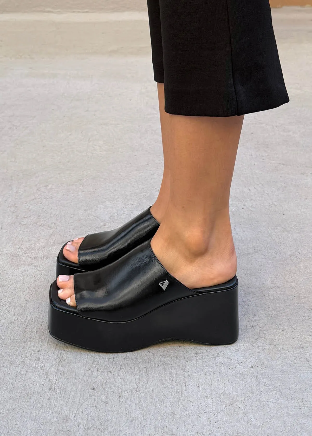 Vale Patent Black Leather Sandals sold by Alohas product image thumbnail 2