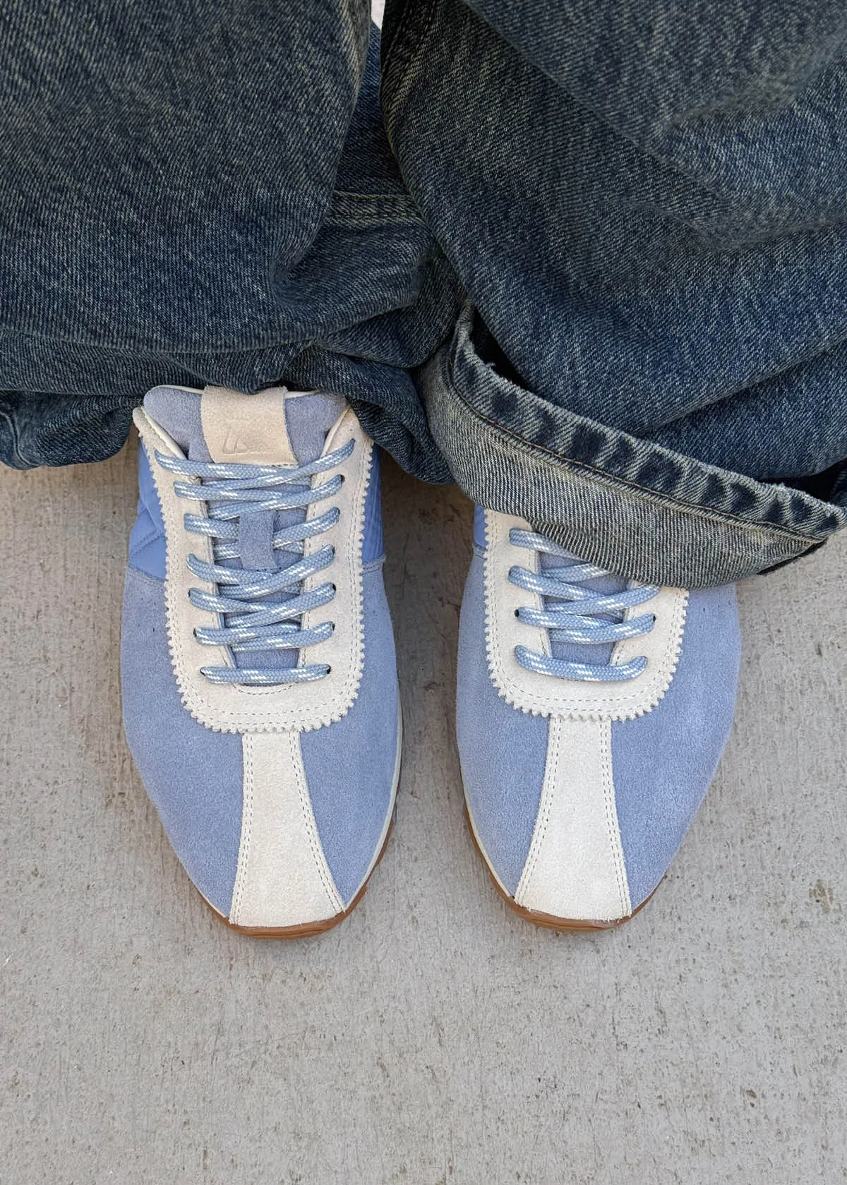 Tb.1897 Pale Blue Leather Sneakers sold by Alohas product image thumbnail 2