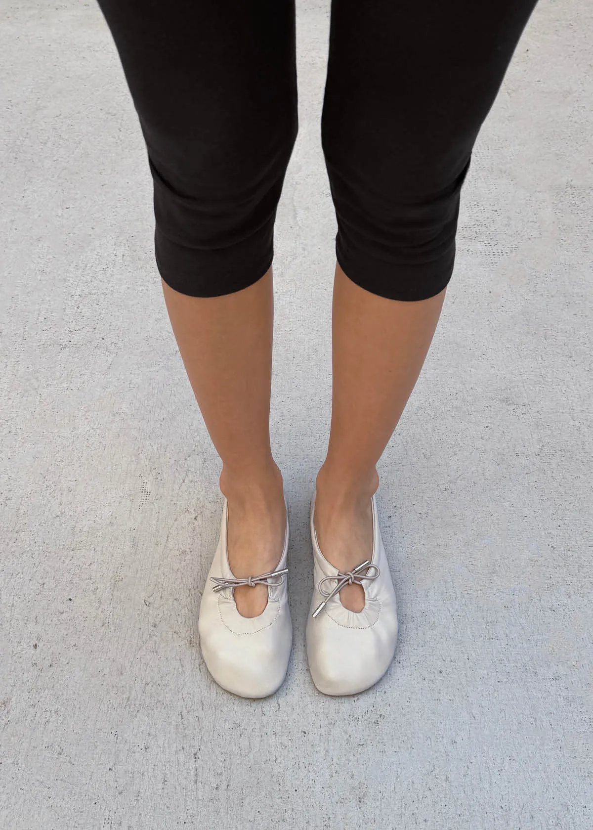 Rosalind Barefoot Cream Leather Ballet Flats sold by Alohas product image thumbnail 2