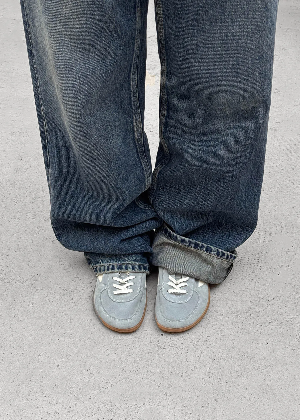 Tb.83 Barefoot Suede Dusty Blue Leather Sneakers sold by Alohas product image thumbnail 2