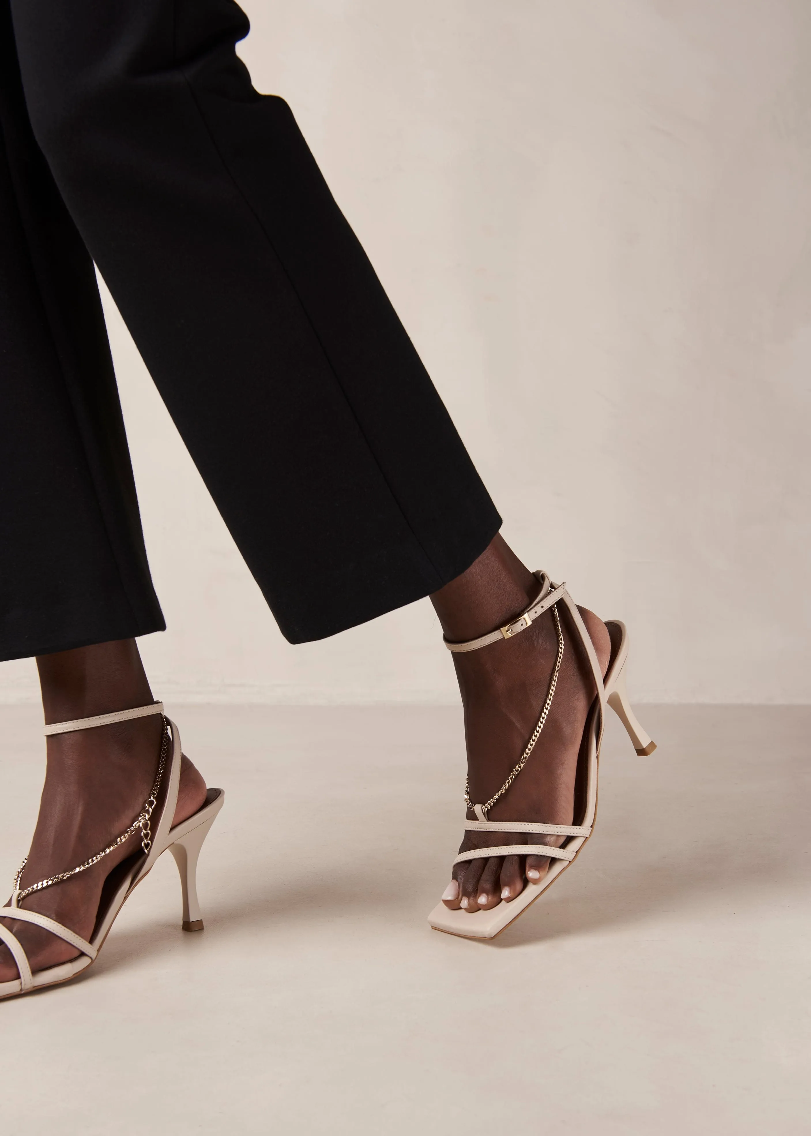 Straps Chain Cream Leather Sandals sold by Alohas product image thumbnail 5