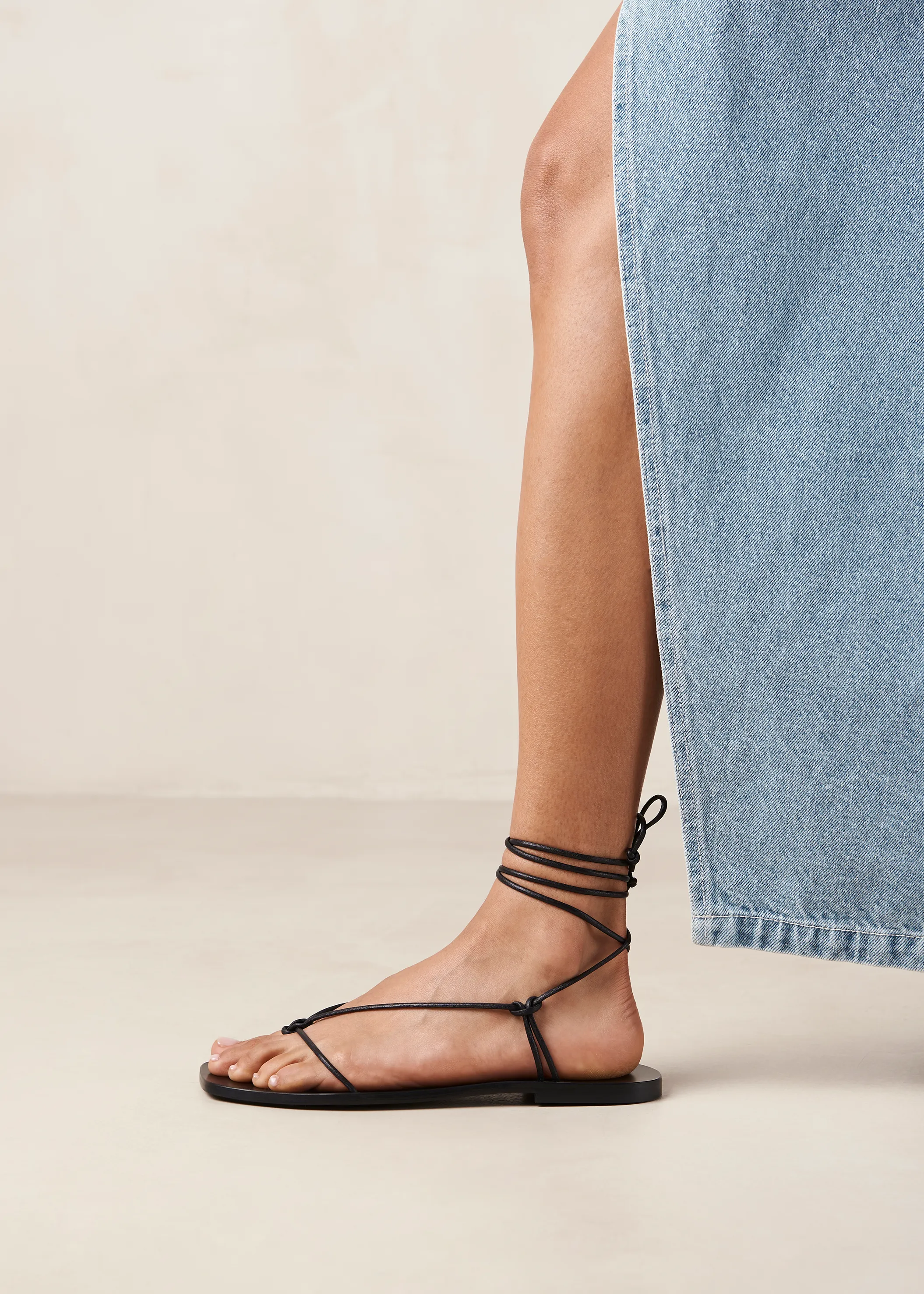 Misty Black Leather Sandals sold by Alohas product image thumbnail 4