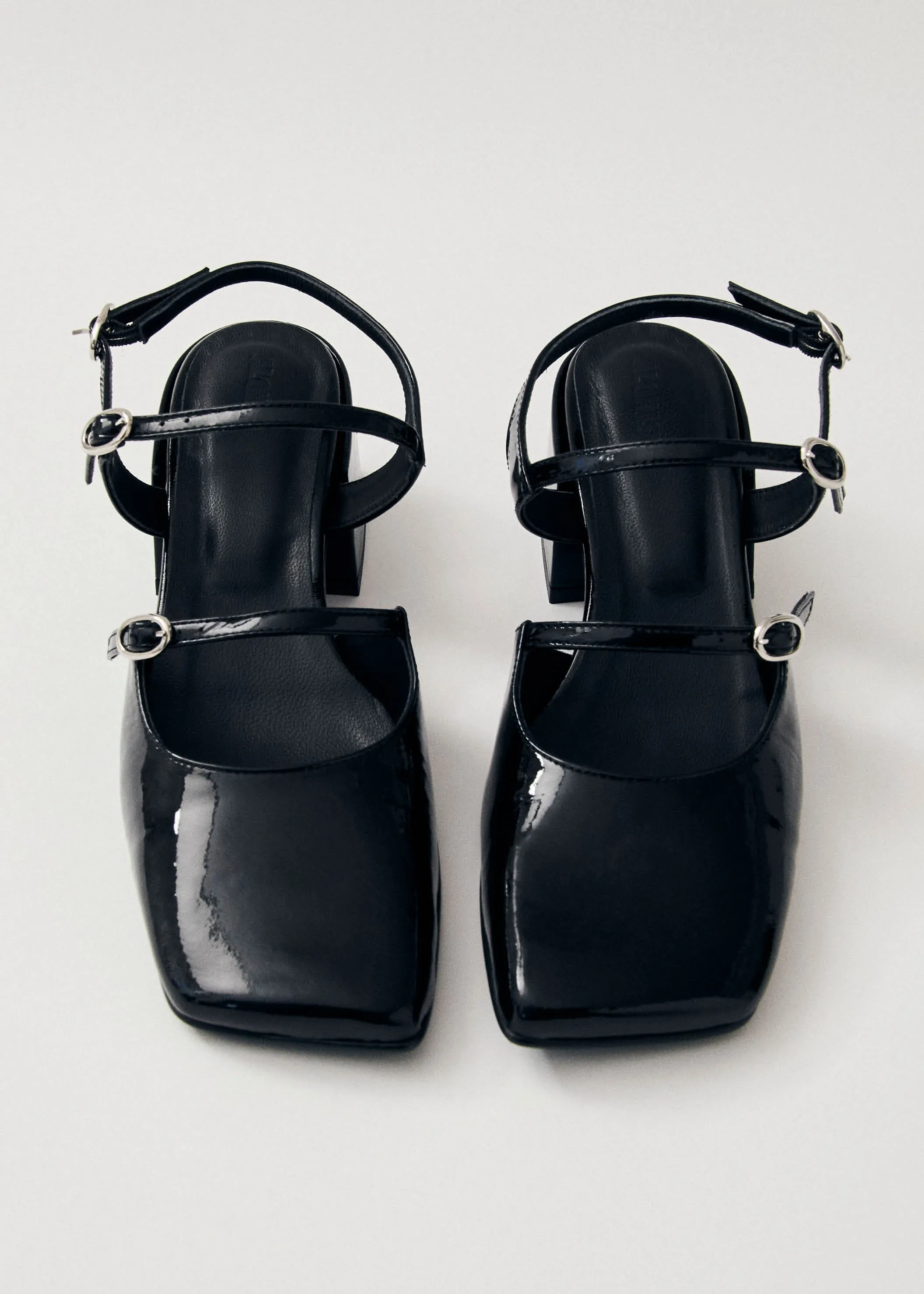 Withnee Onix Black Leather Pumps sold by Alohas product image thumbnail 2