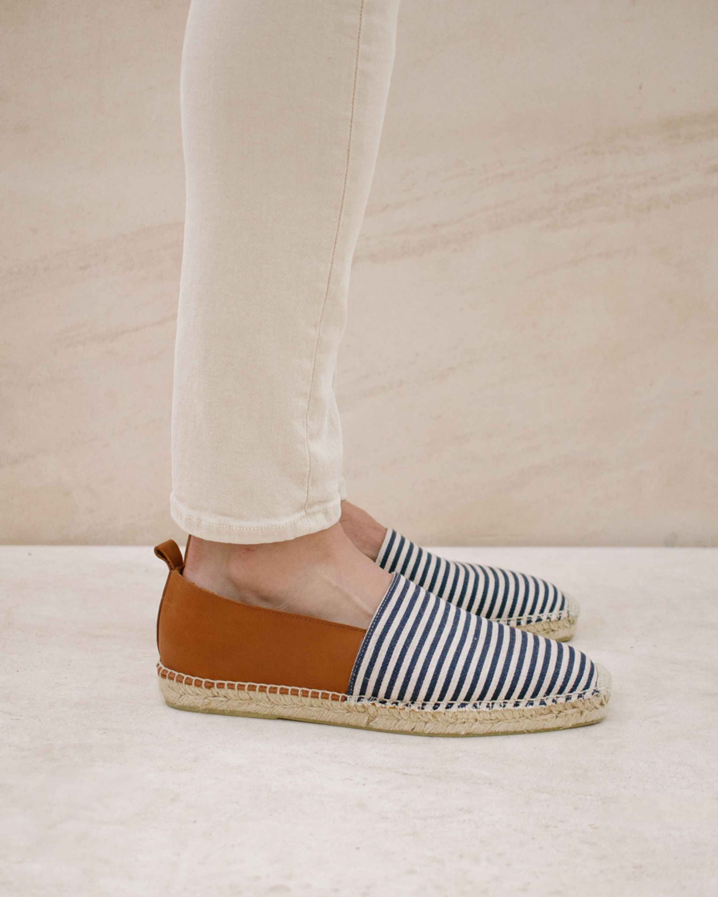 Naval Navy sold by Alohas product image thumbnail 4