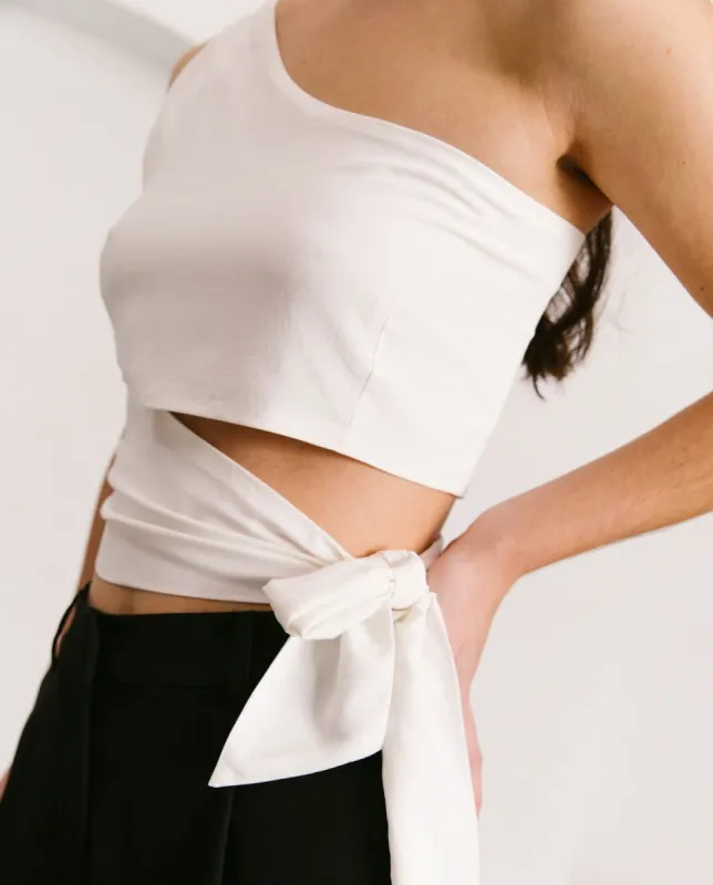 Magnet Cream Top made by Alohas