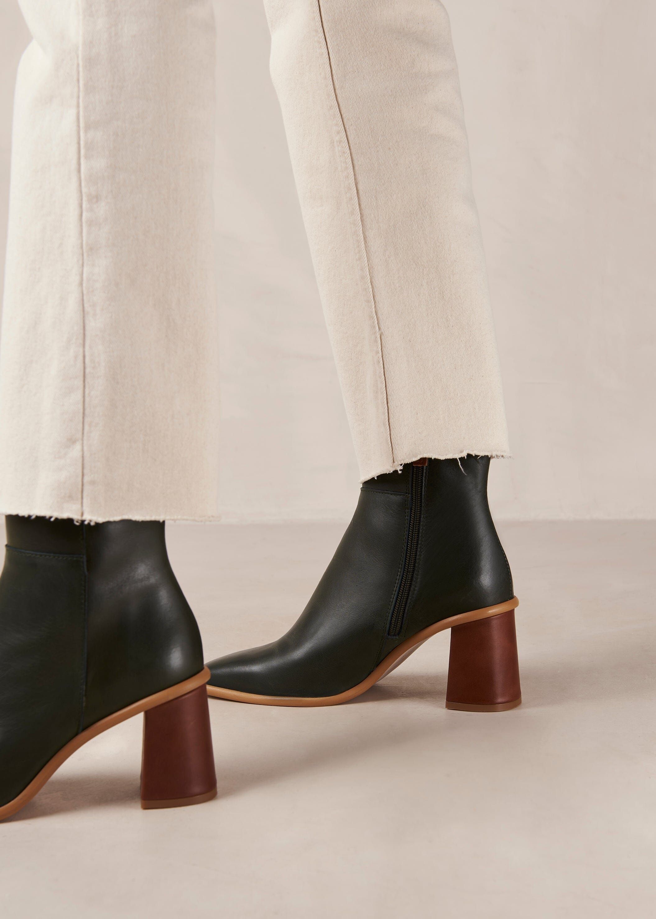 West Forest sold by Alohas product image thumbnail 2