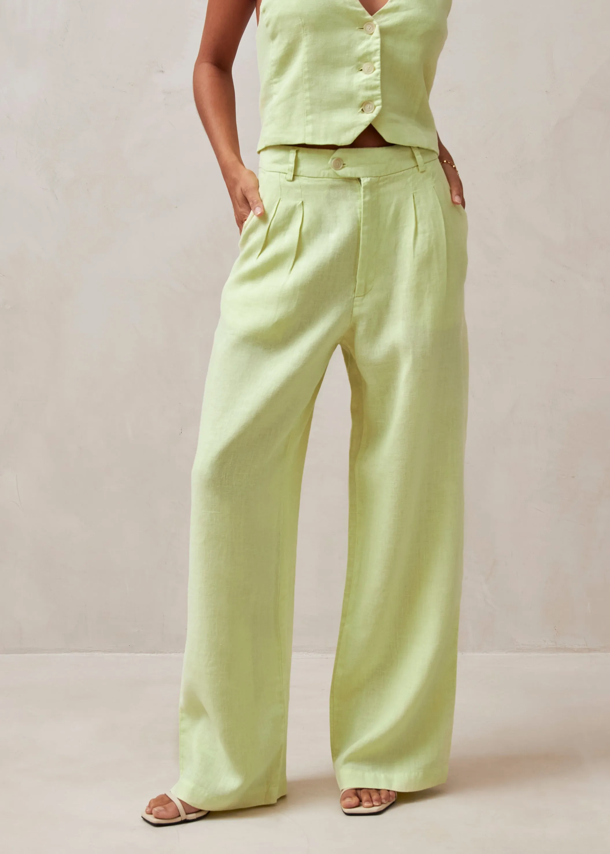 Kaede Green Pants sold by Alohas