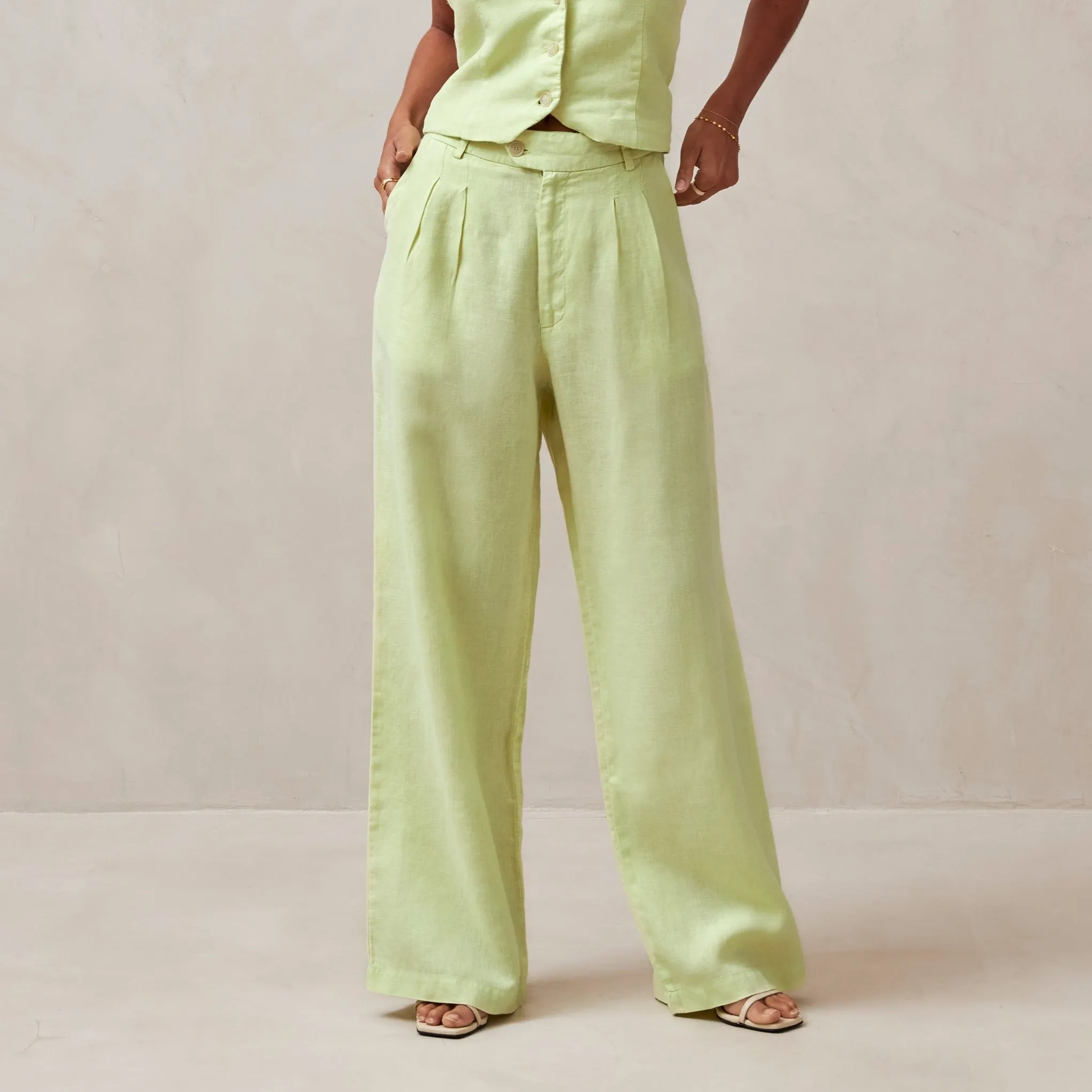 Kaede Green Pants sold by Alohas product image thumbnail 3