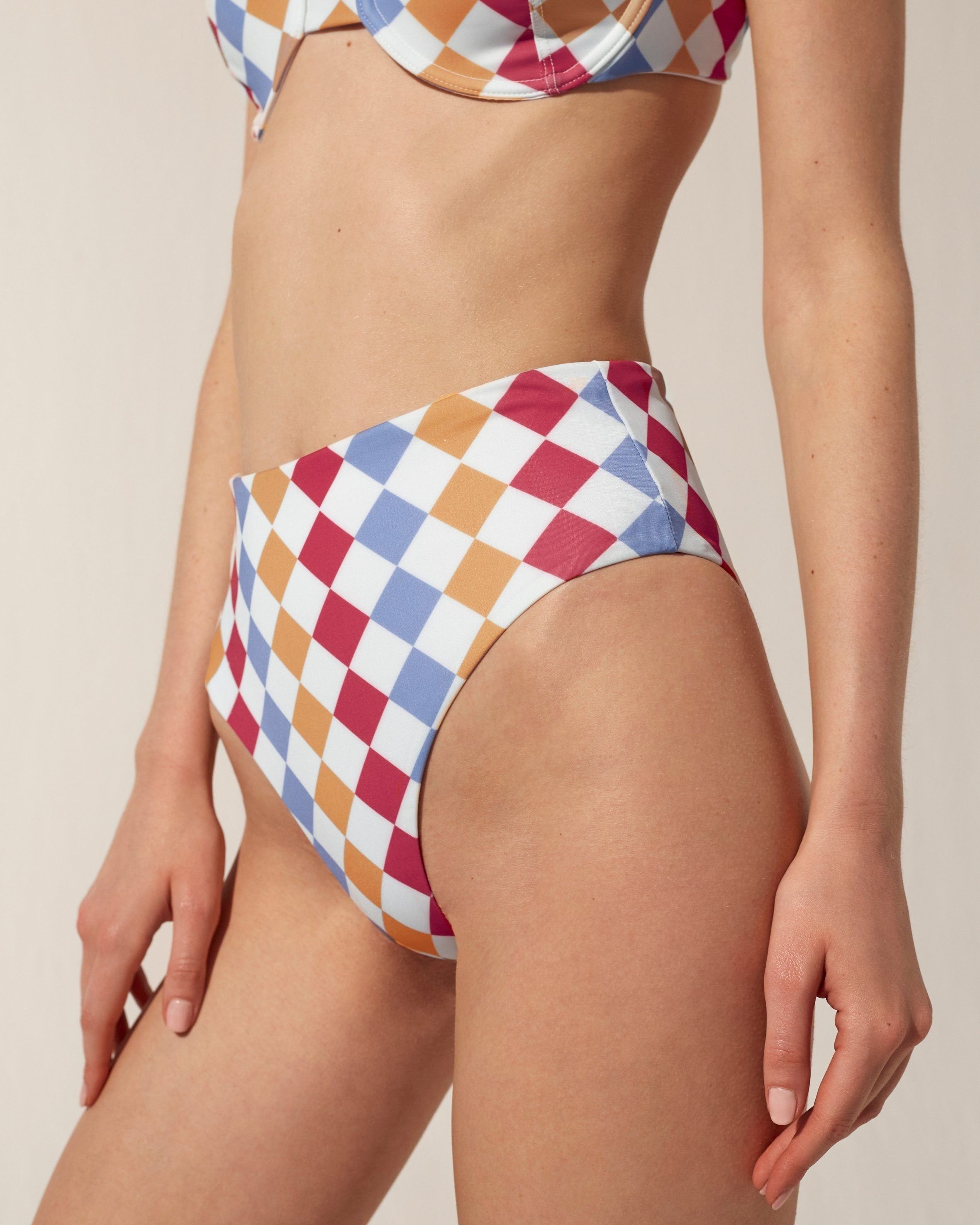 The Pentagon Bikini Bottom High Scacchi Multicolor sold by Alohas product image thumbnail 5
