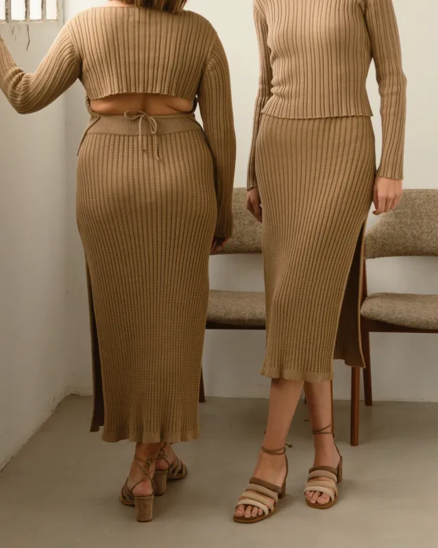 Wise Opened Knit Skirt Camel made by Alohas