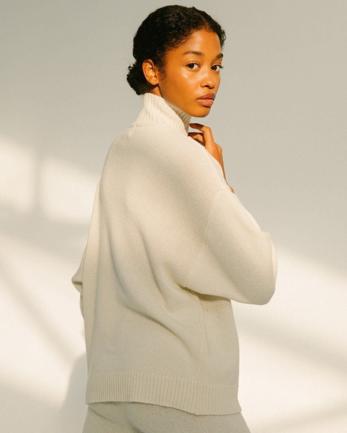 Passenger Cream Tricot Top sold by Alohas product image thumbnail 2