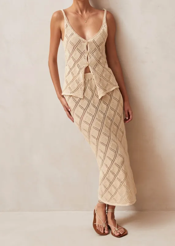 Kiss Ecru Tricot Top sold by Alohas