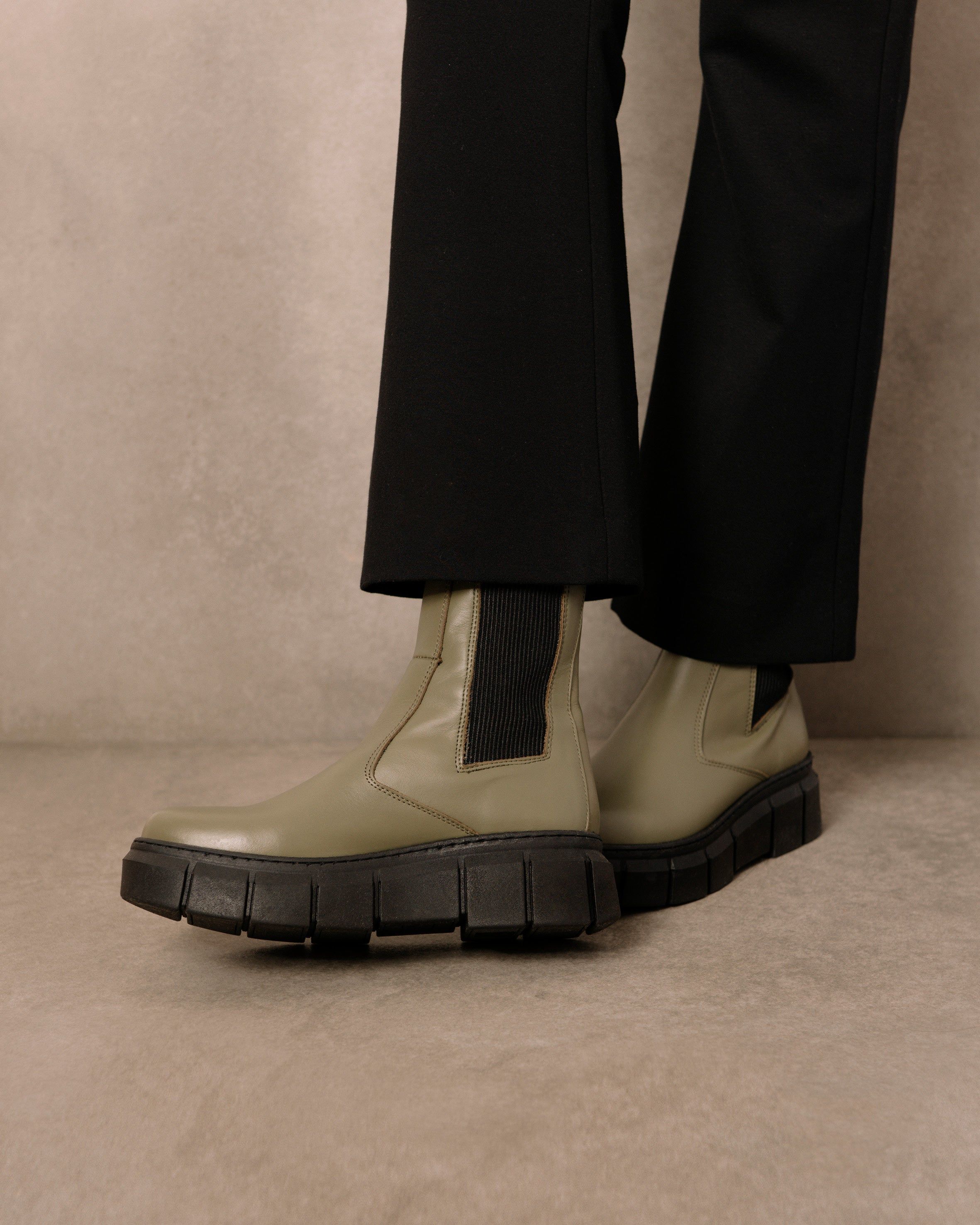 Armor Khaki sold by Alohas product image thumbnail 5