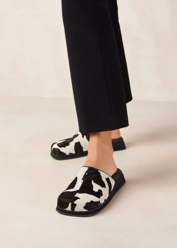 Whiz Bellow Black White Print sold by Alohas