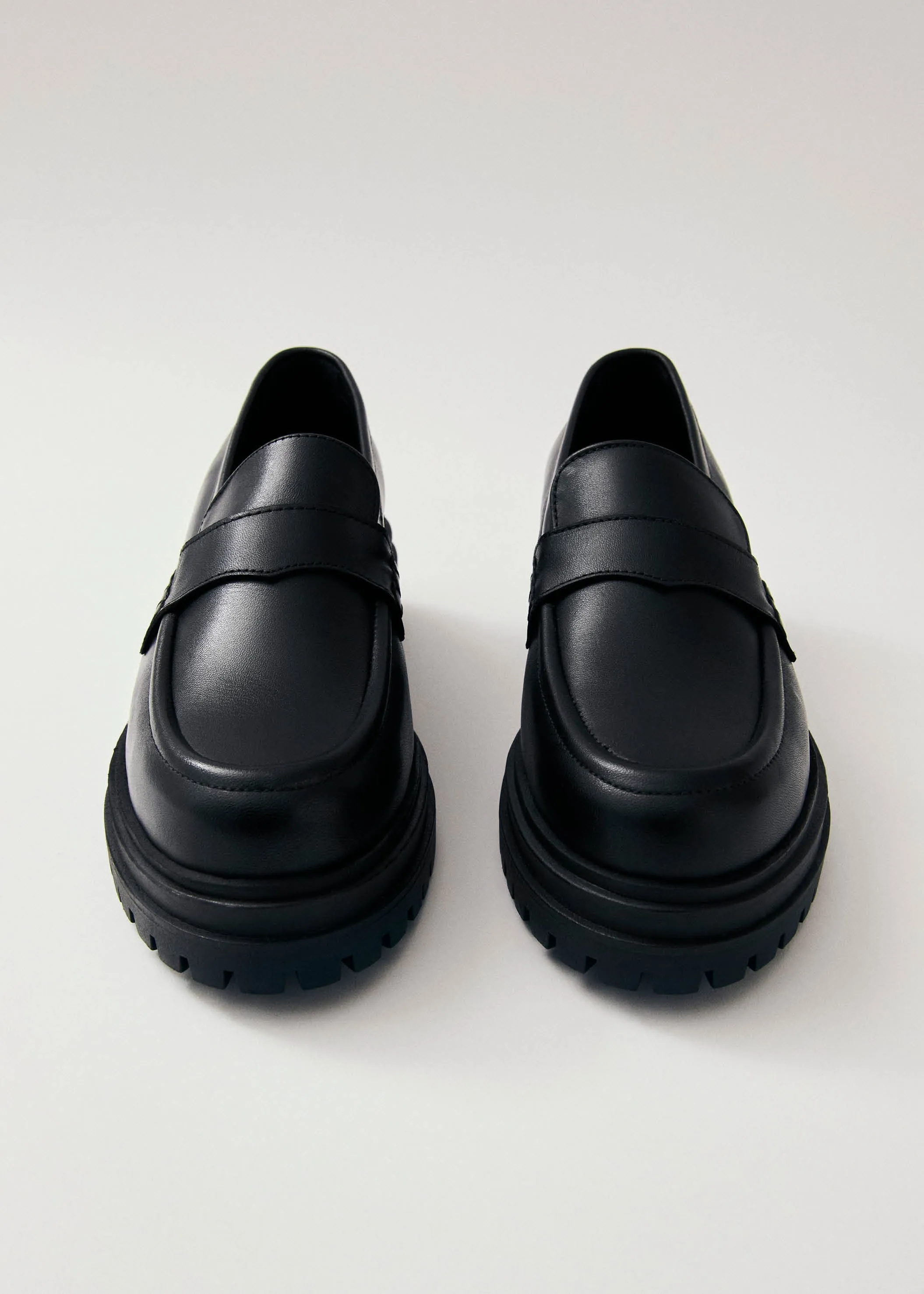 Obsidian Black Leather Loafers sold by Alohas product image thumbnail 2