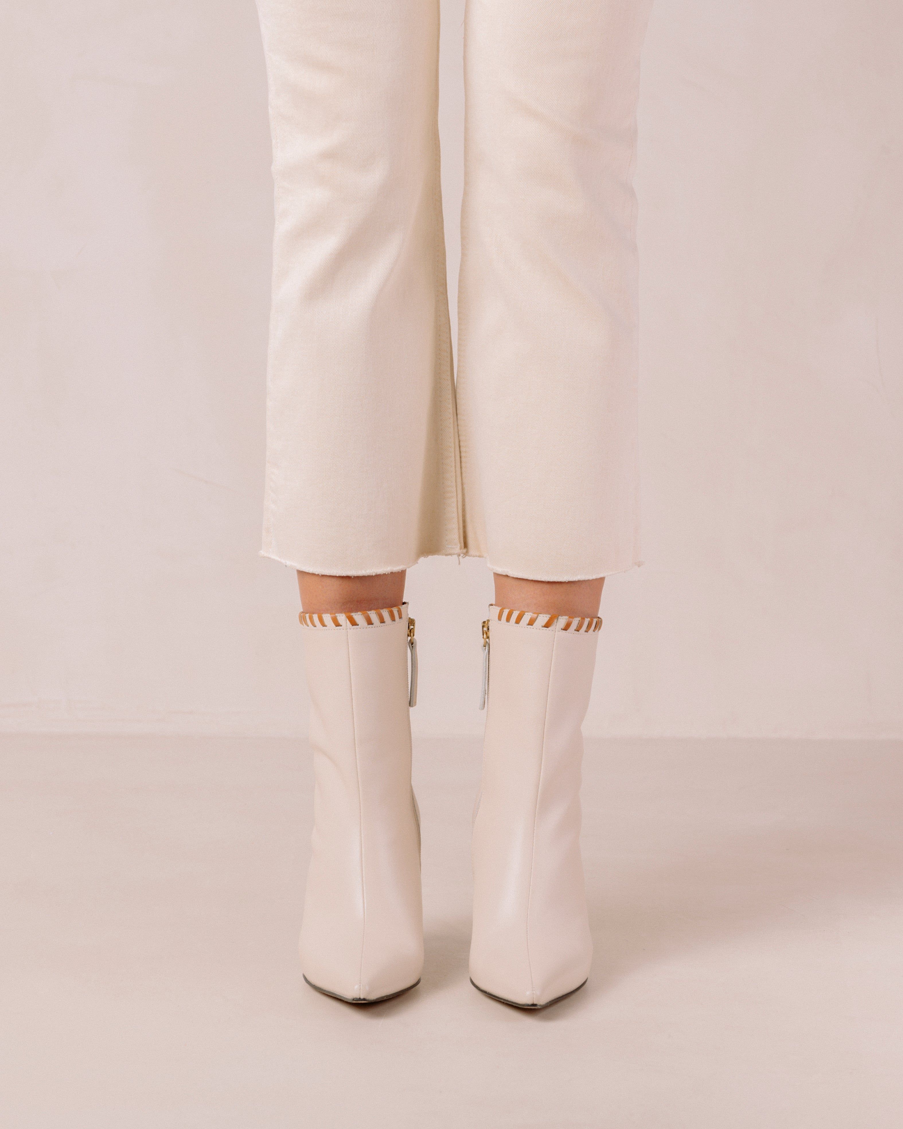 Leo Cream Boots sold by Alohas product image thumbnail 5