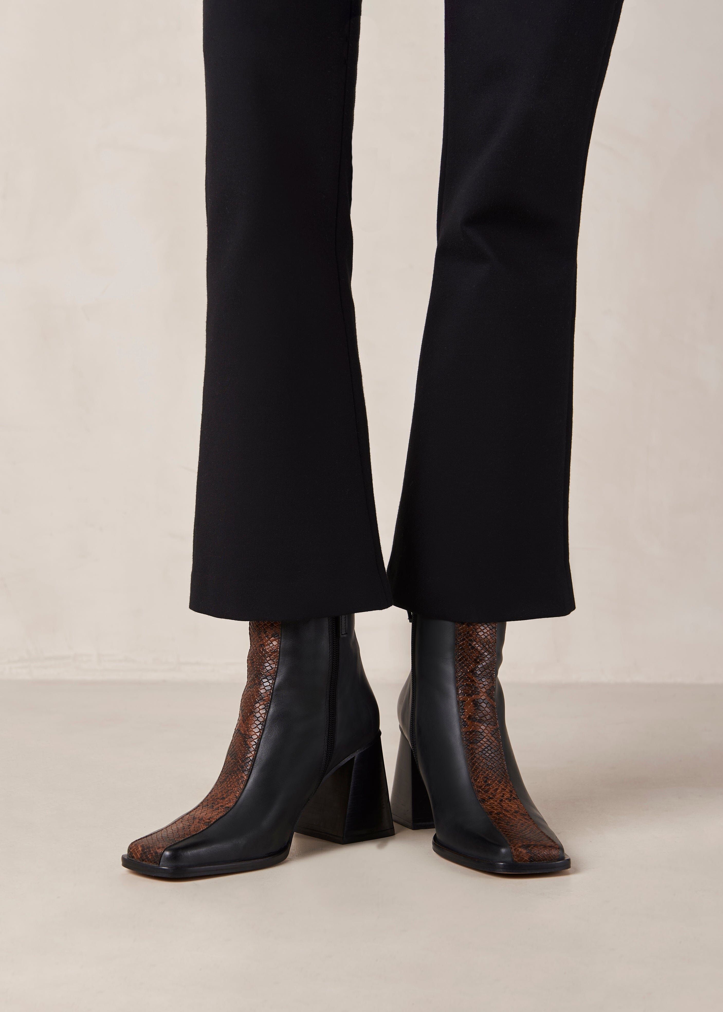 South Edge Black Indo sold by Alohas