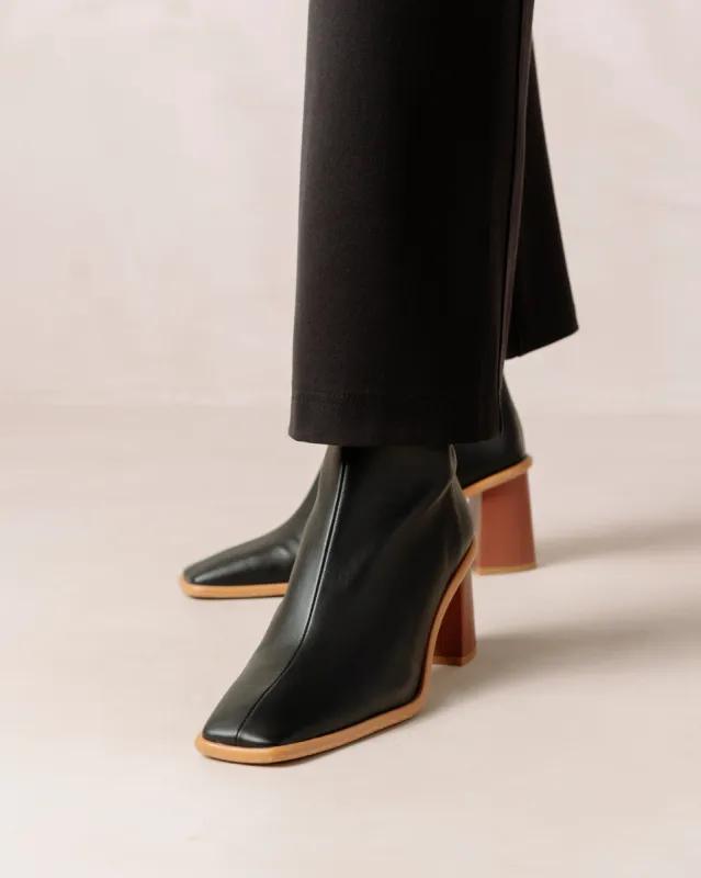 West Cape Corn Black Vintage Vegan sold by Alohas