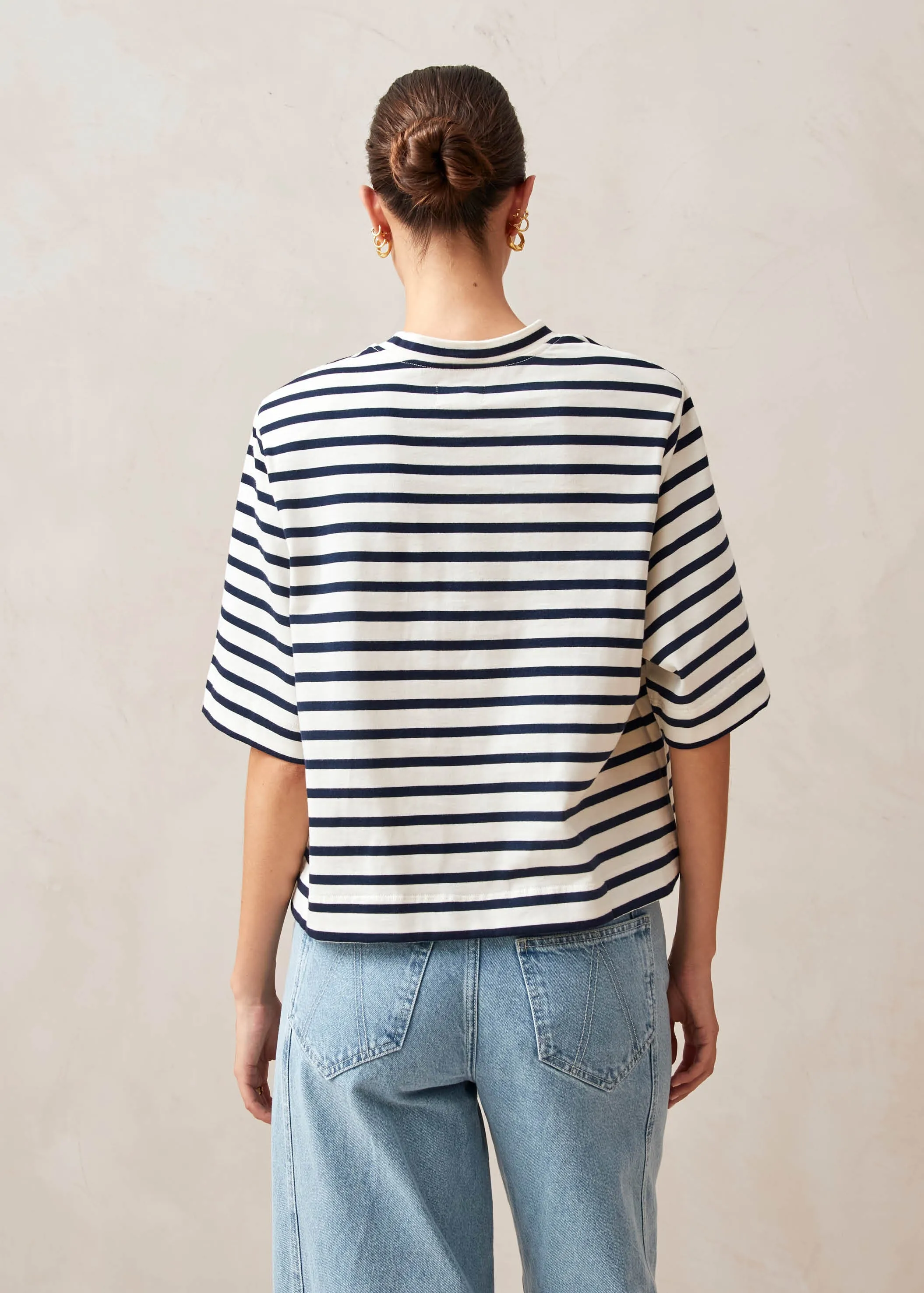 Capa Stripes Navy And White Tshirt sold by Alohas product image thumbnail 5