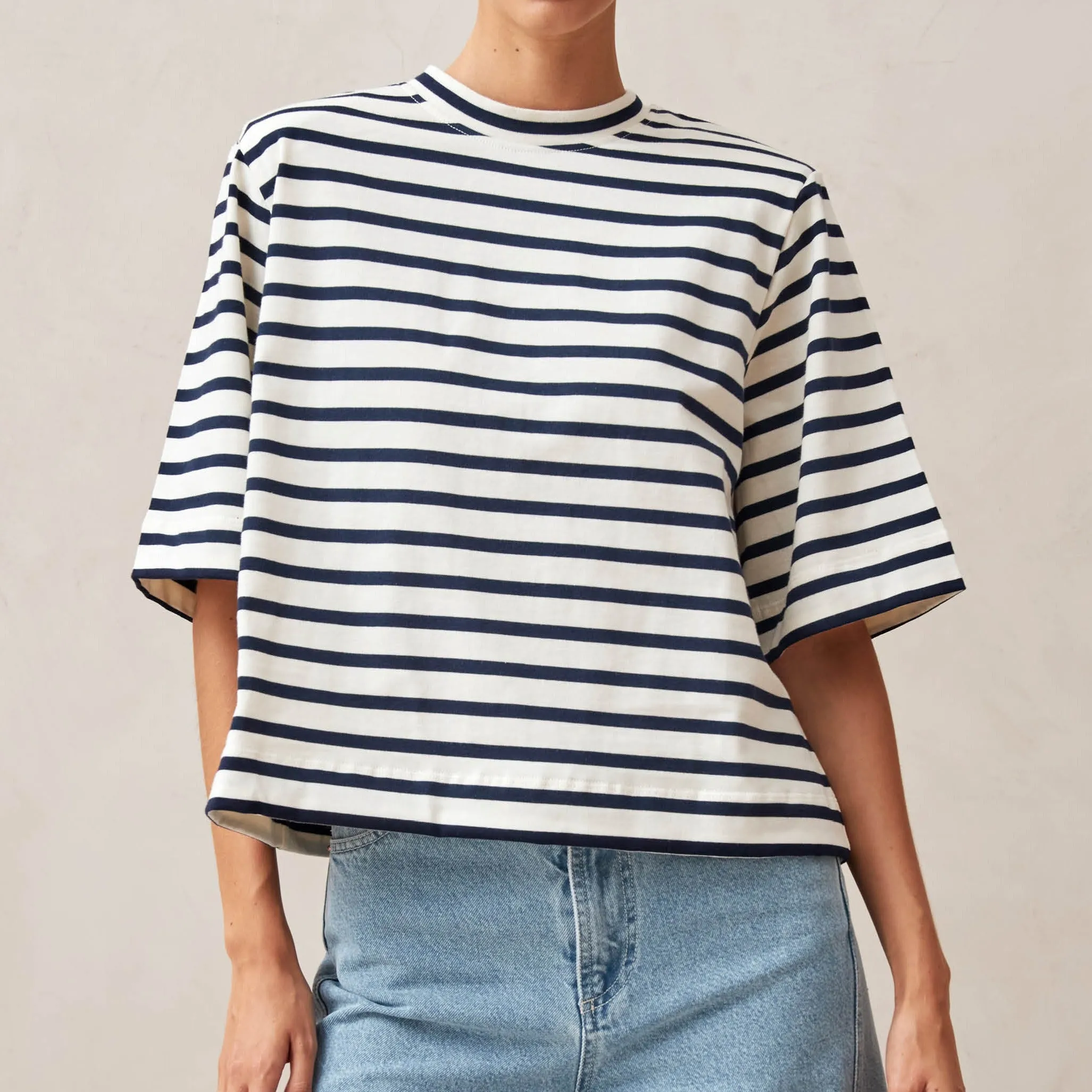 Capa Stripes Navy And White Tshirt sold by Alohas product image thumbnail 3