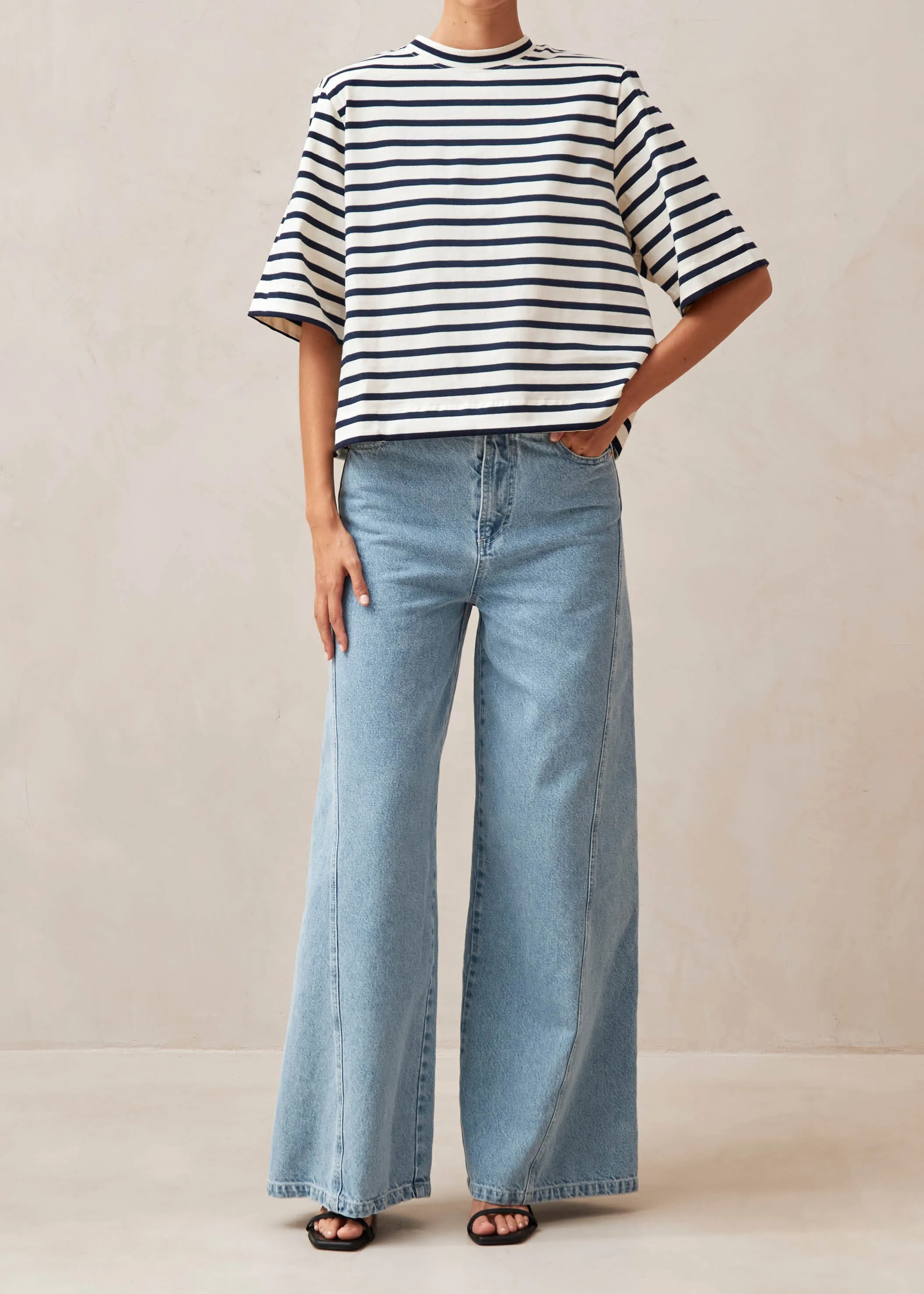 Capa Stripes Navy And White Tshirt sold by Alohas product image thumbnail 4