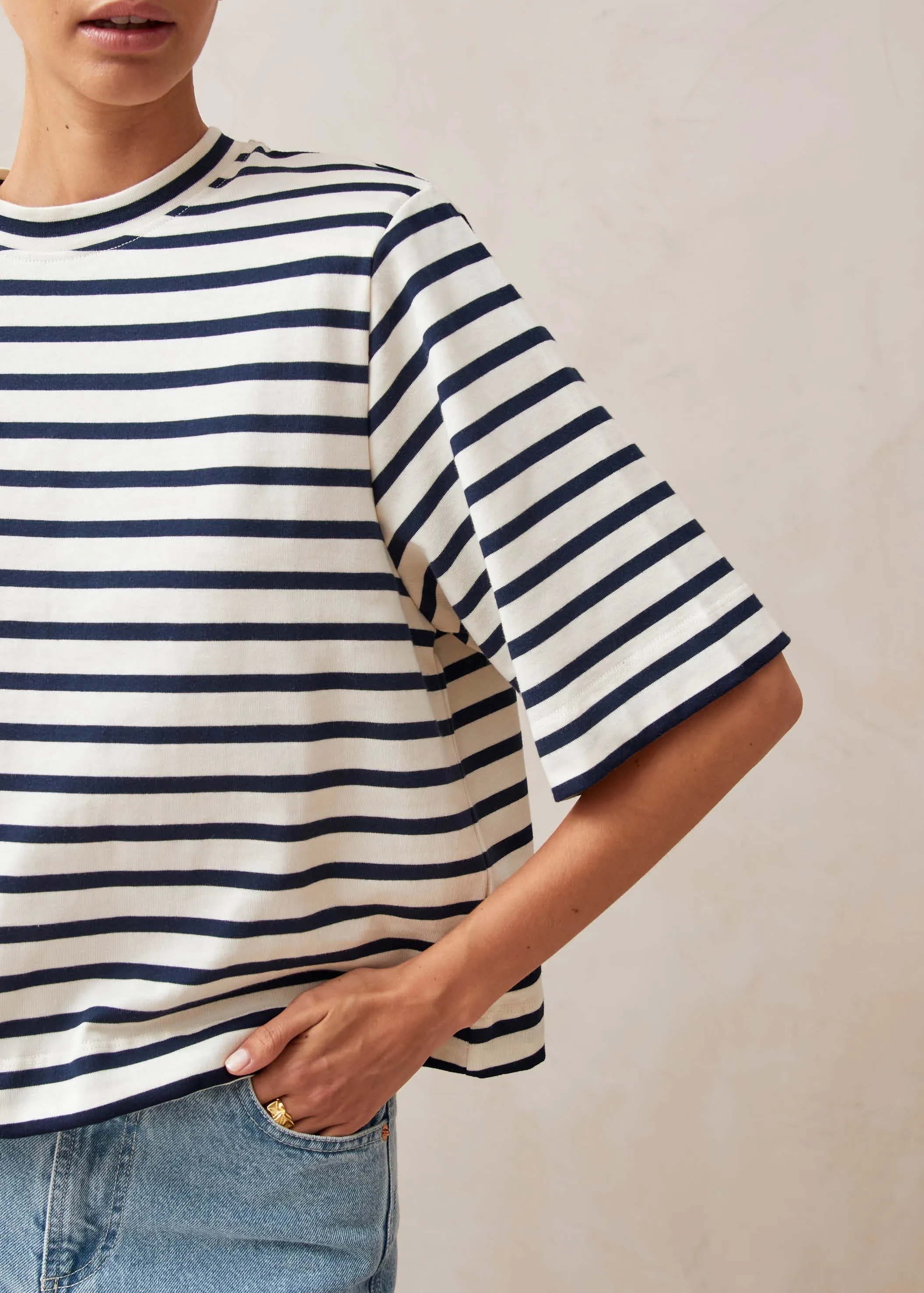 Capa Stripes Navy And White Tshirt sold by Alohas product image thumbnail 2