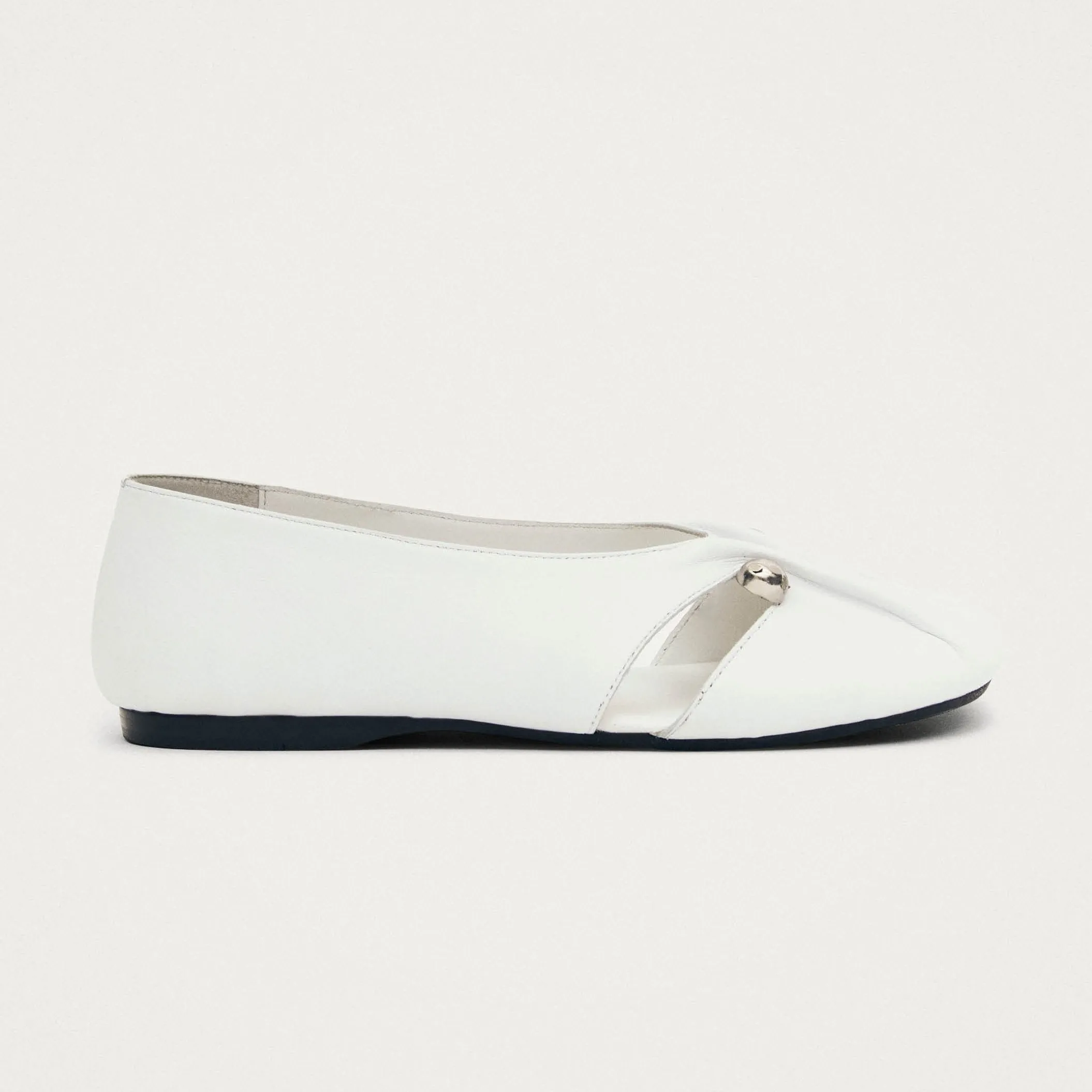 Ravena White Leather Ballet Flats sold by Alohas product image thumbnail 3