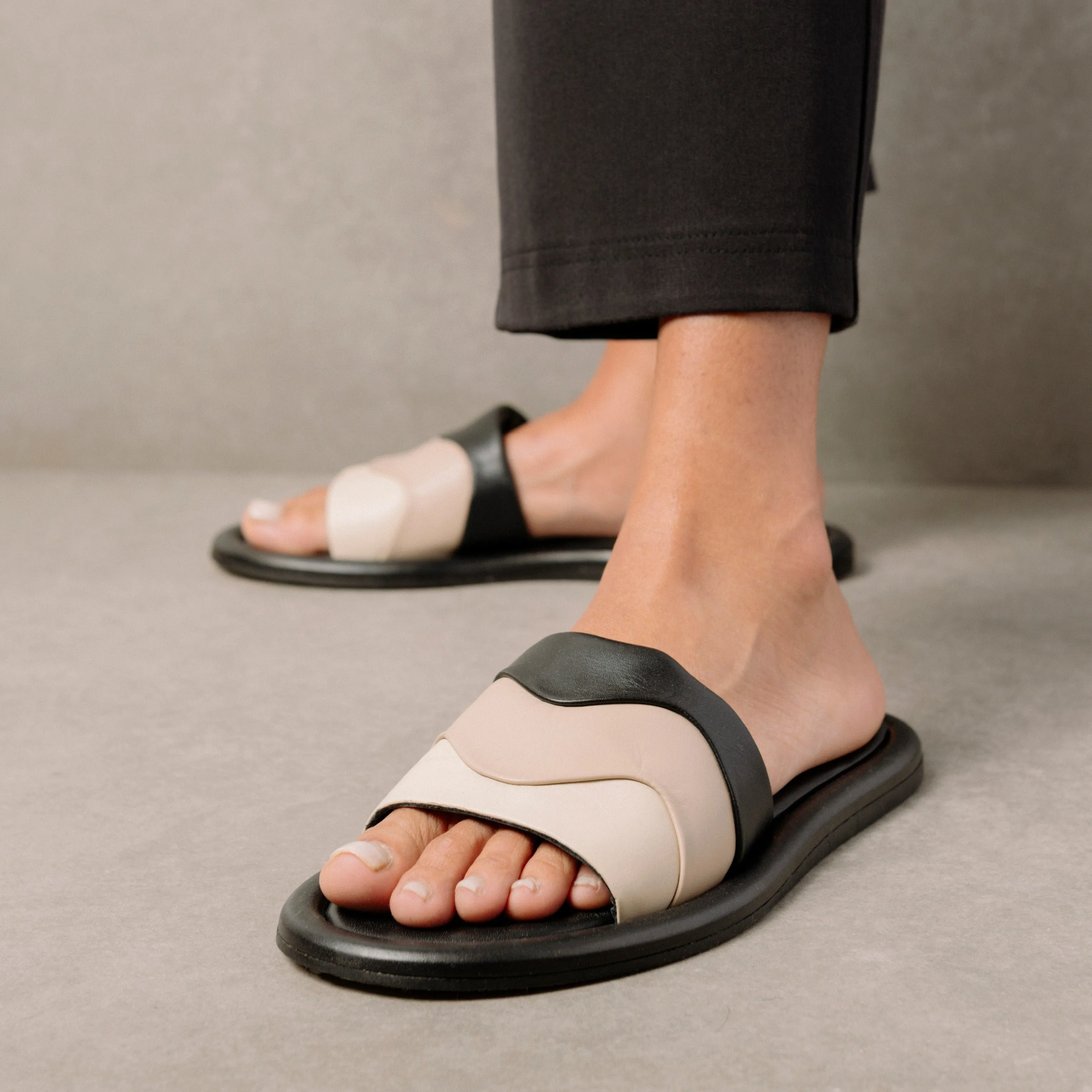 Malibu Kaleidoscope Black sold by Alohas product image thumbnail 3