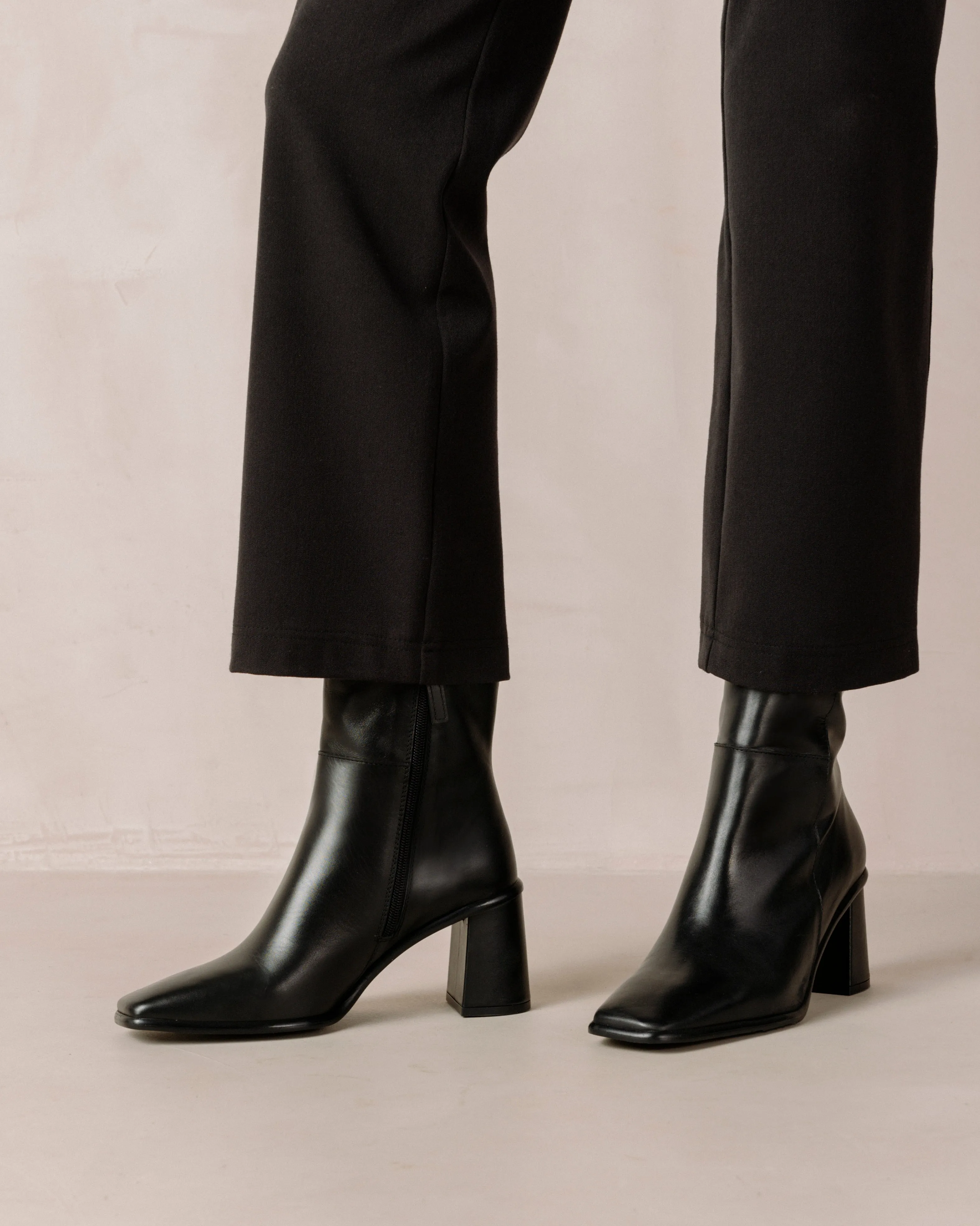 West Vintage Total Black Leather Ankle Boots sold by Alohas