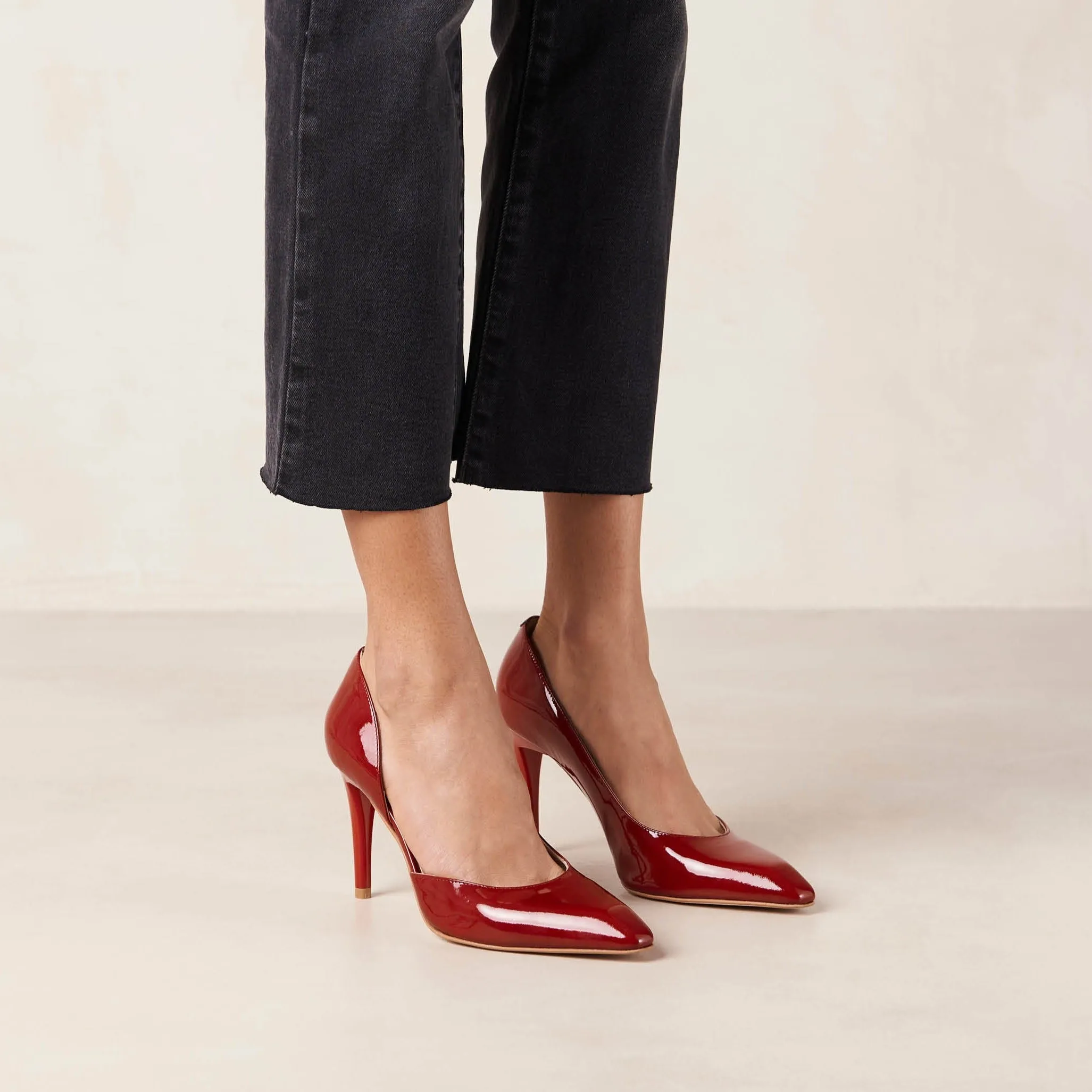 Amelia Onix Red Leather Pumps sold by Alohas product image thumbnail 3