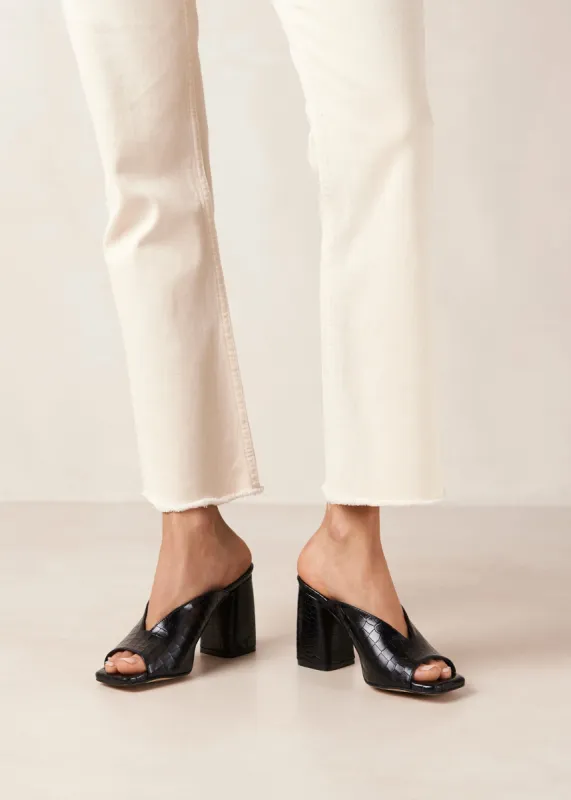 Frenchie Alli Black Leather Sandals sold by Alohas