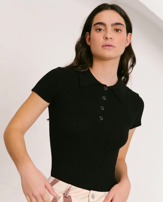 Soft Retro Body Black made by Alohas