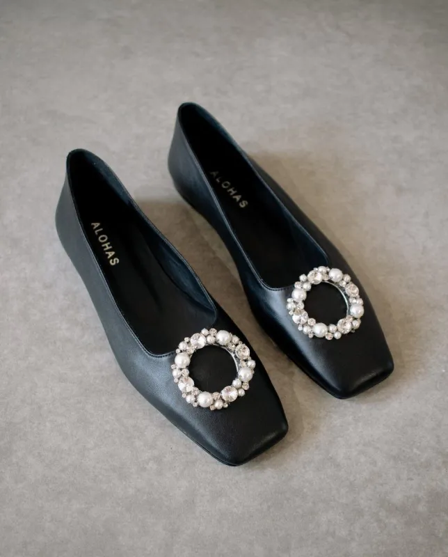 Bella Crystal Black sold by Alohas