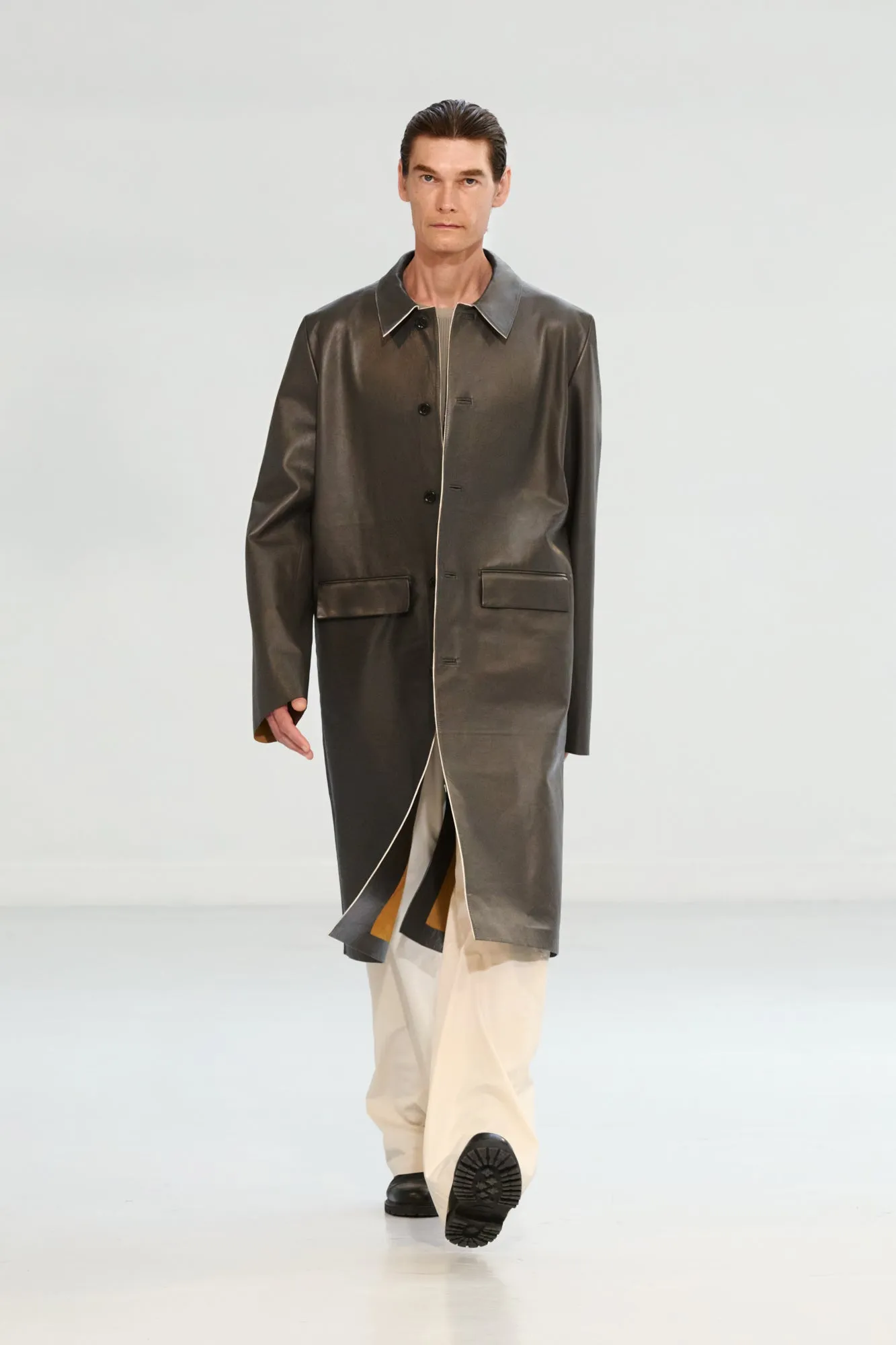 Bonded leather coat ardoise sold by Rier product image thumbnail 2