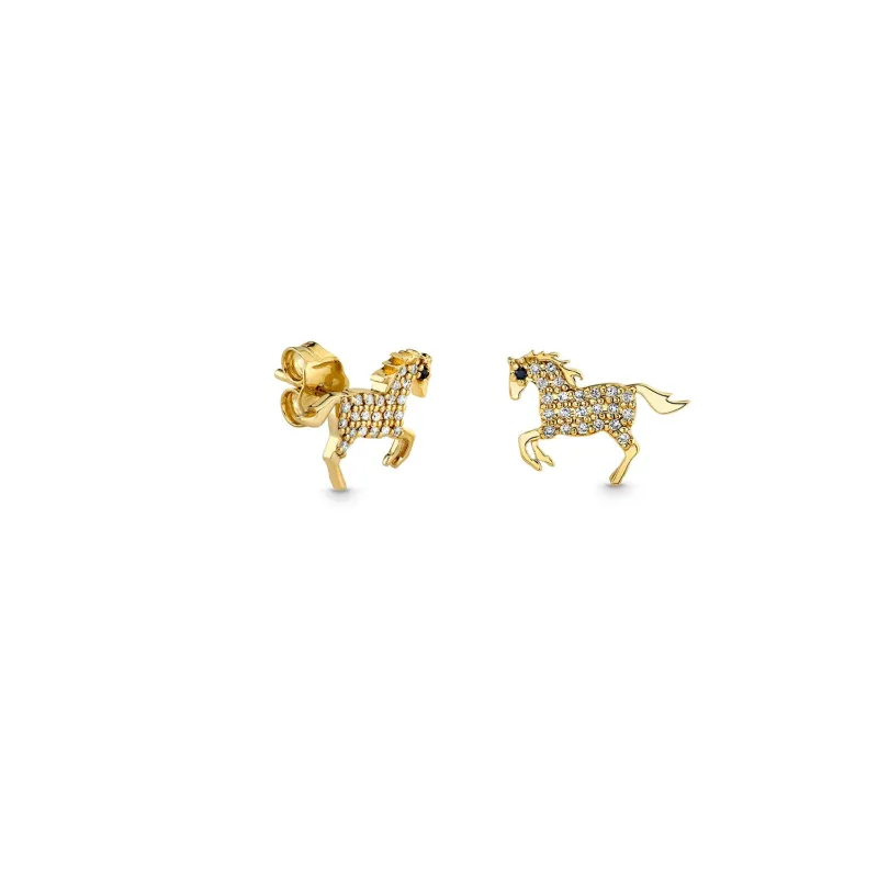 Gold & Diamond Horse Stud made by Sydney Evan
