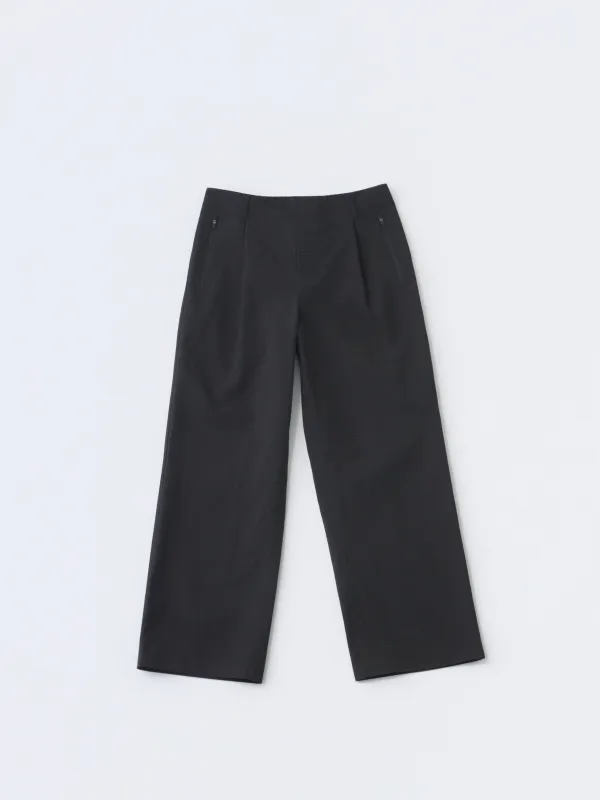 WAYPOINT RIPSTOP PLEATED TROUSER made by Hiking Patrol
