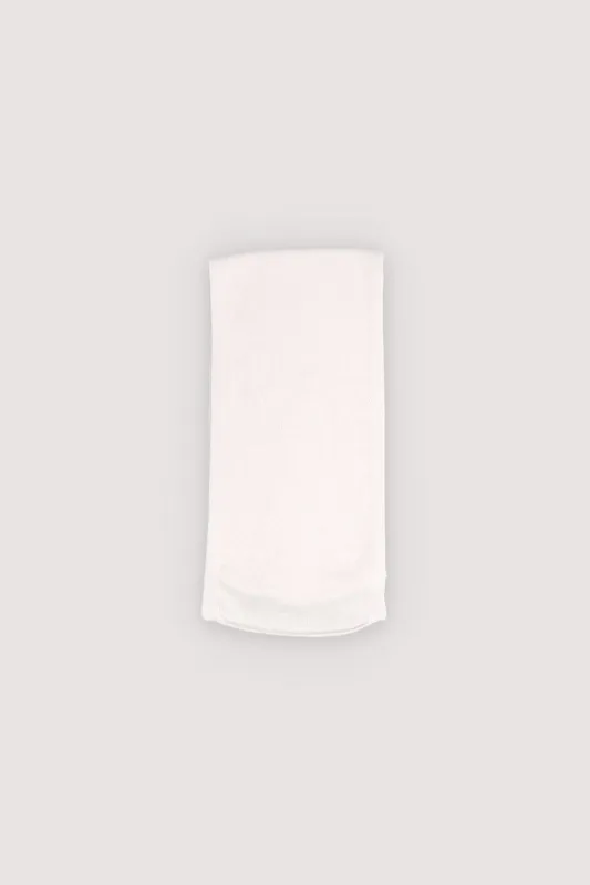 Agatha Woman Scarf Moonlight White made by The New Society