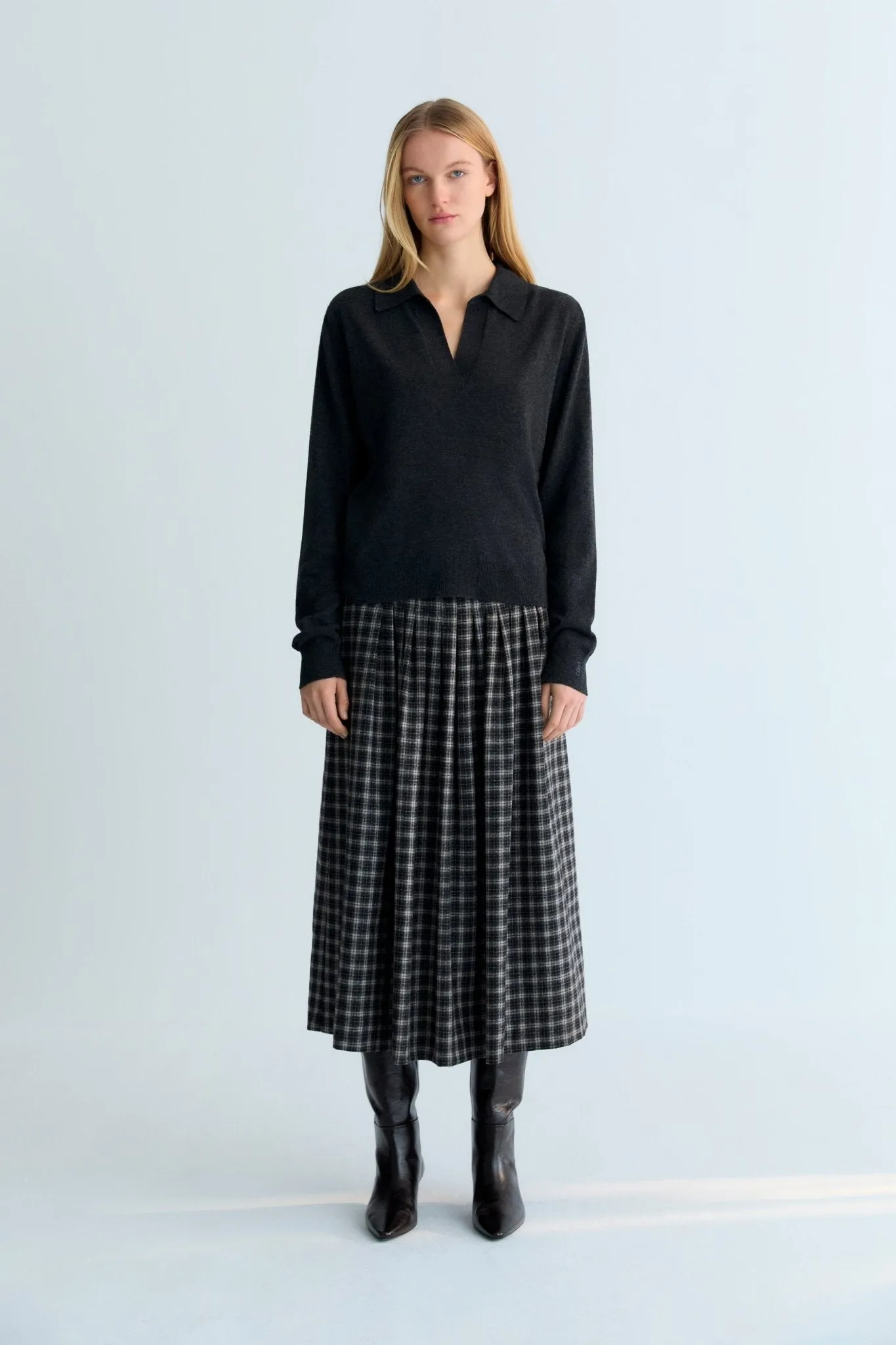 Dione Woman Skirt sold by The New Society