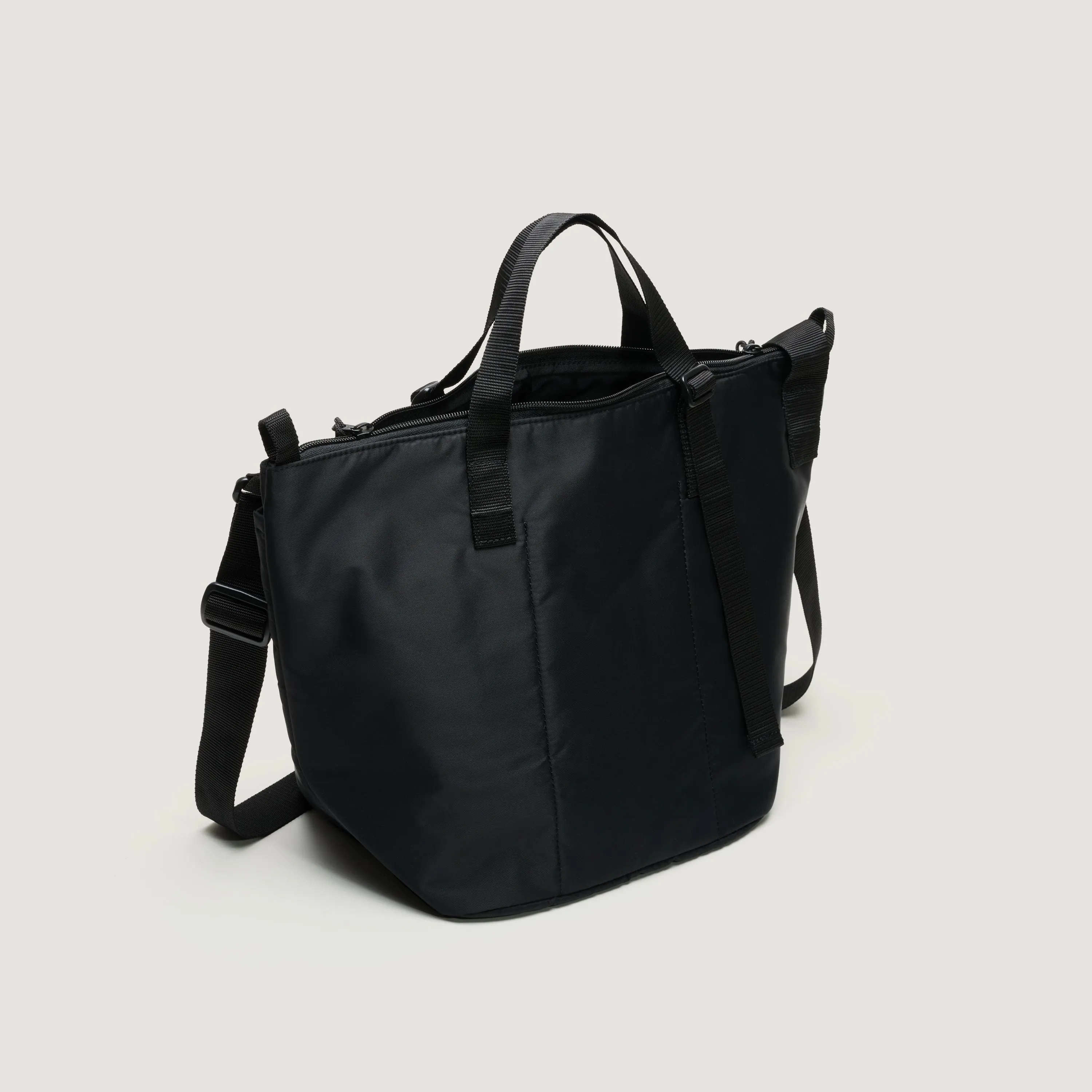 ZIPPER DUFFLE - MEDIUM - BLACK PUFFER NYLON TWILL sold by BAGSINPROGRESS product image thumbnail 5